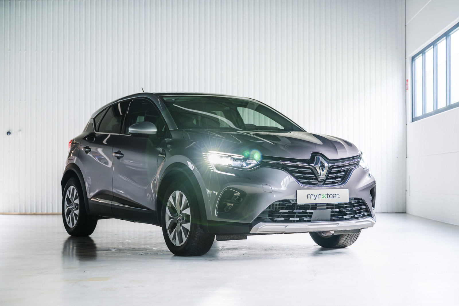 Vehicle gallery image 1