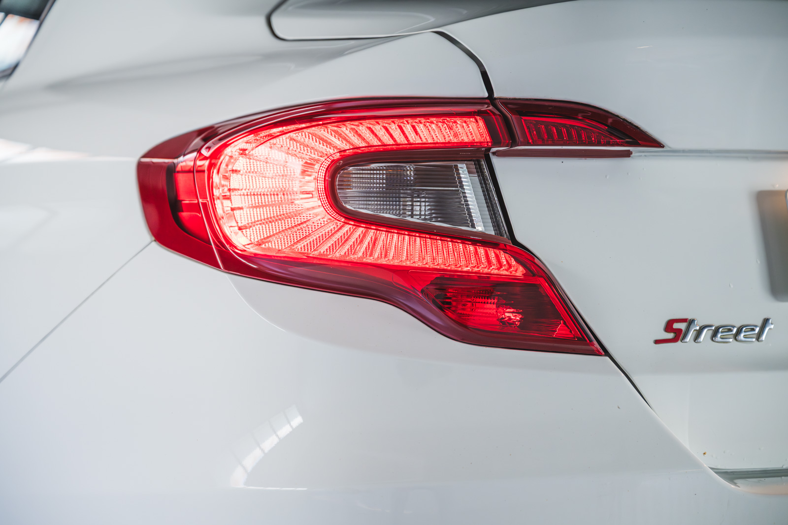 Vehicle gallery image 11