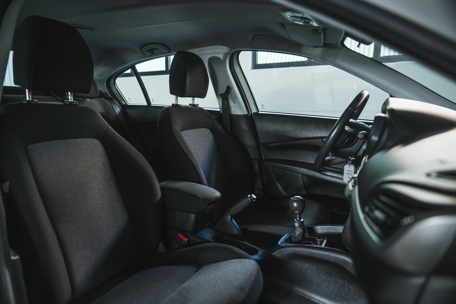 Vehicle gallery image 14