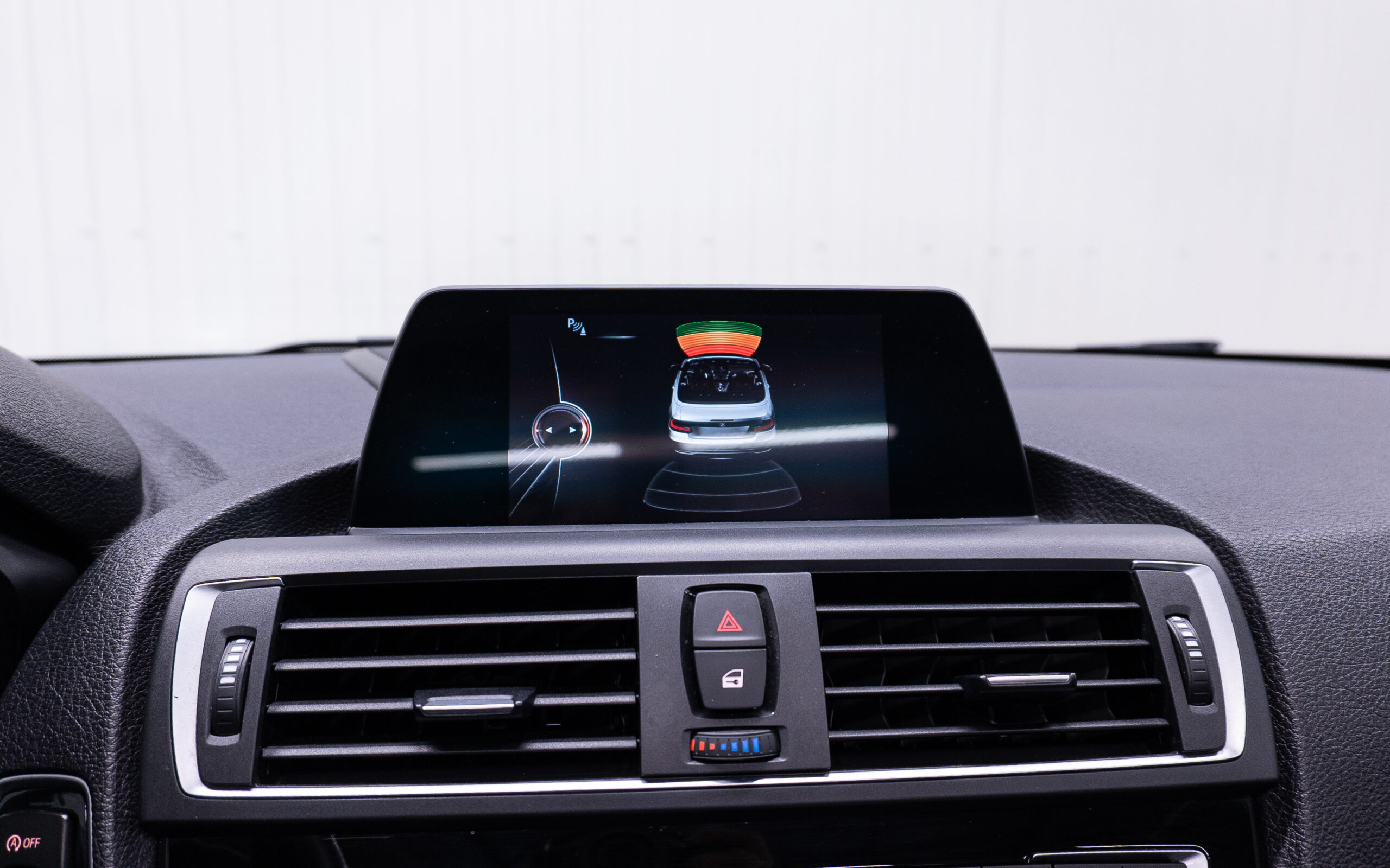 Vehicle gallery image 20