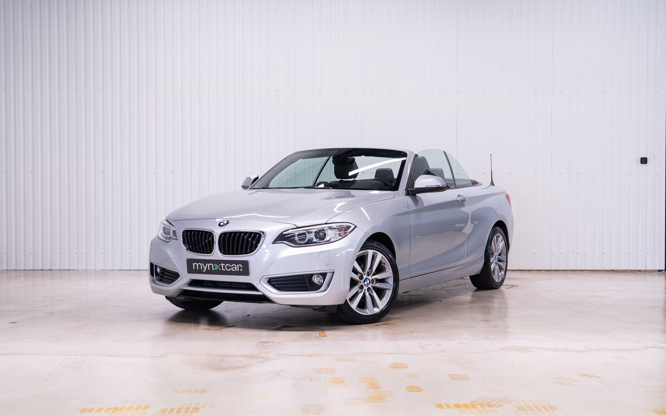 Vehicle gallery image 1
