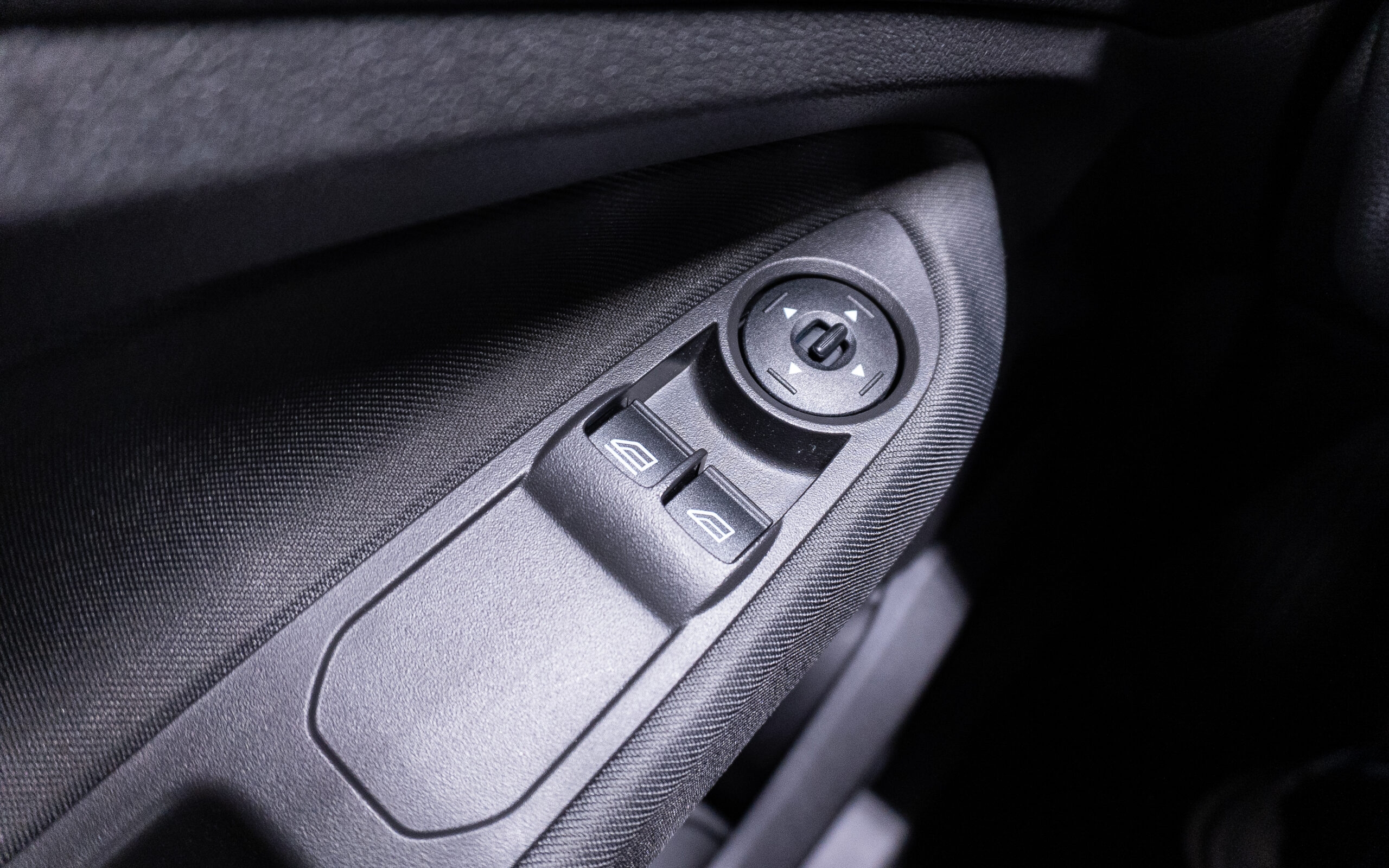Vehicle gallery image 22