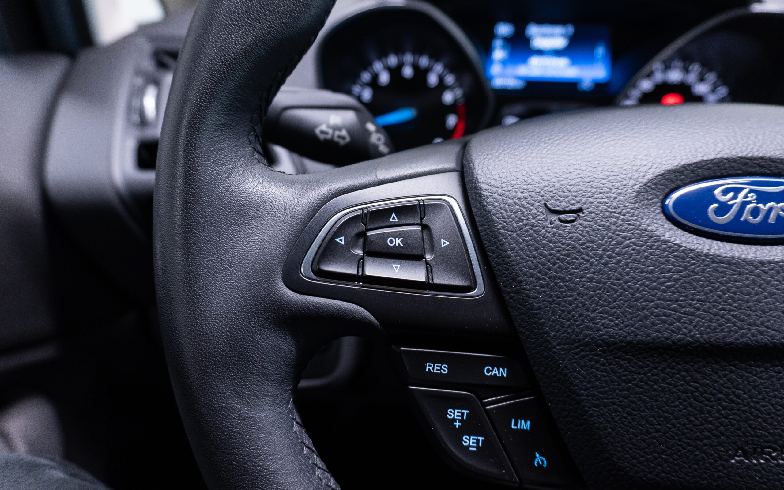 Vehicle gallery image 24