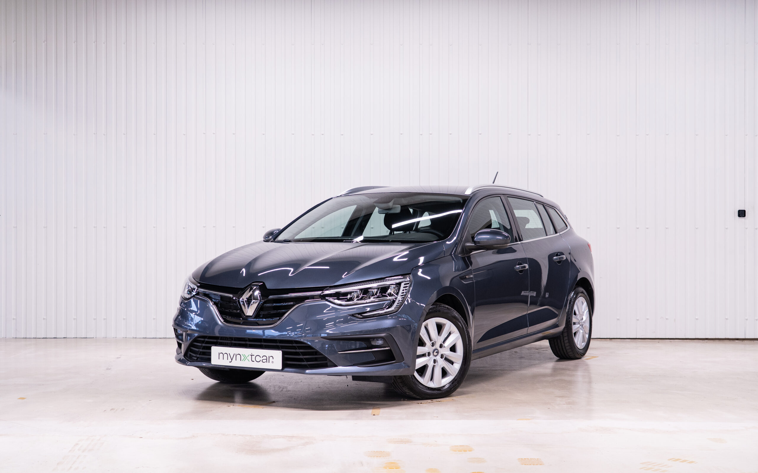 Vehicle gallery image 1
