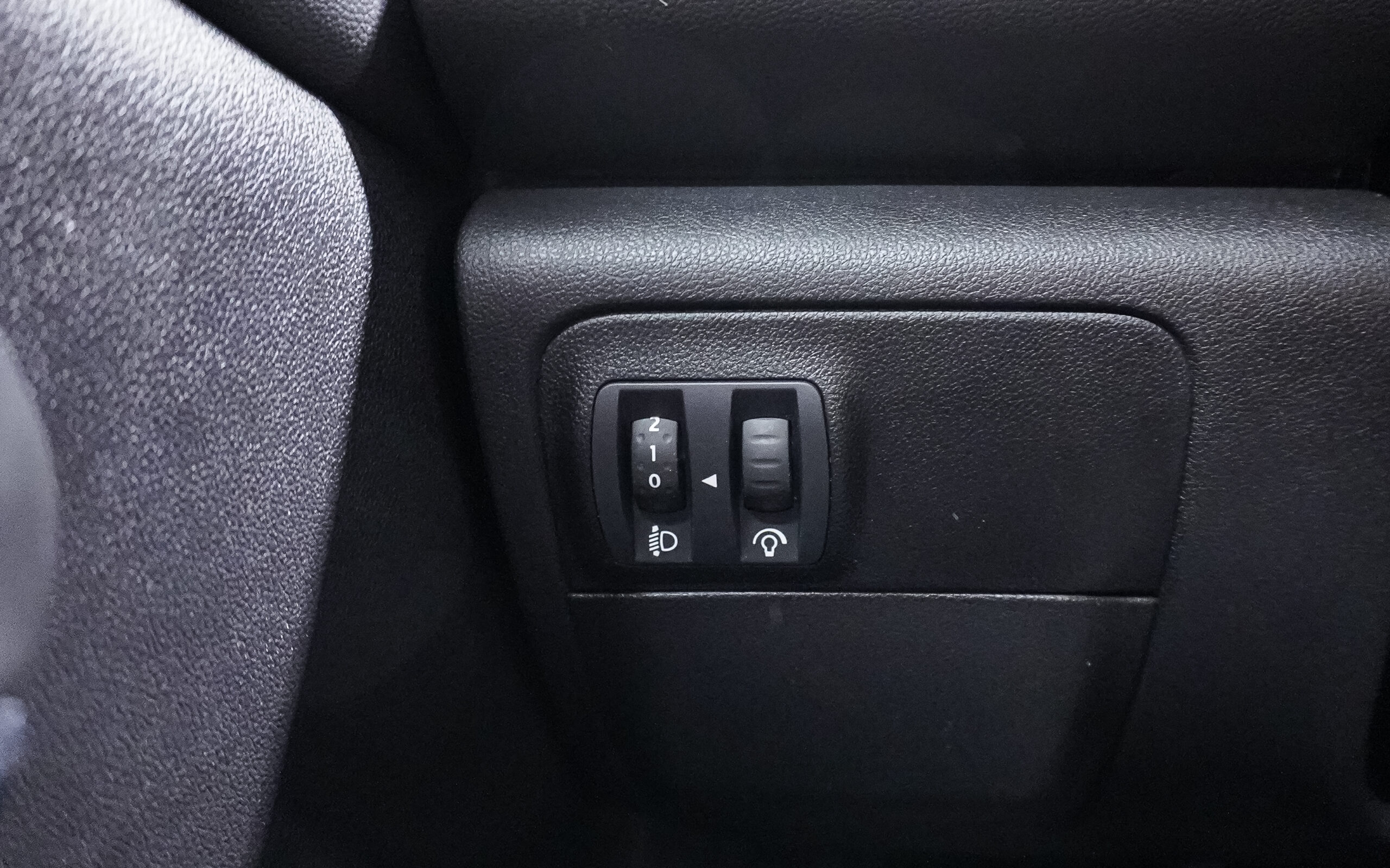 Vehicle gallery image 22
