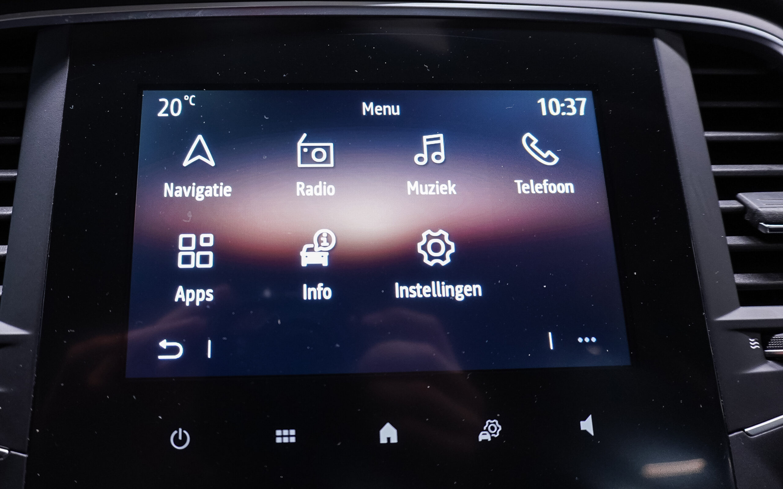 Vehicle gallery image 14