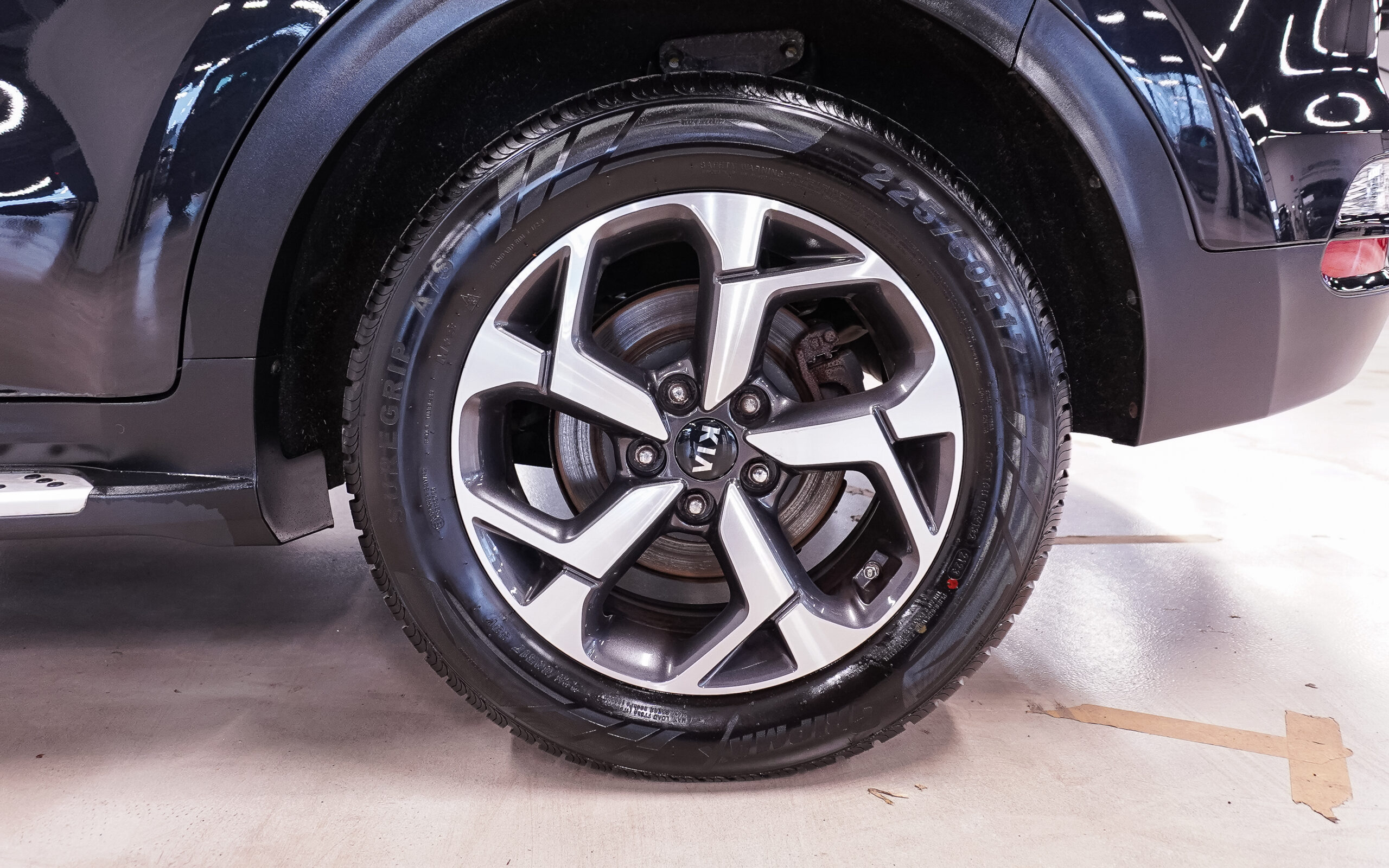 Vehicle gallery image 6