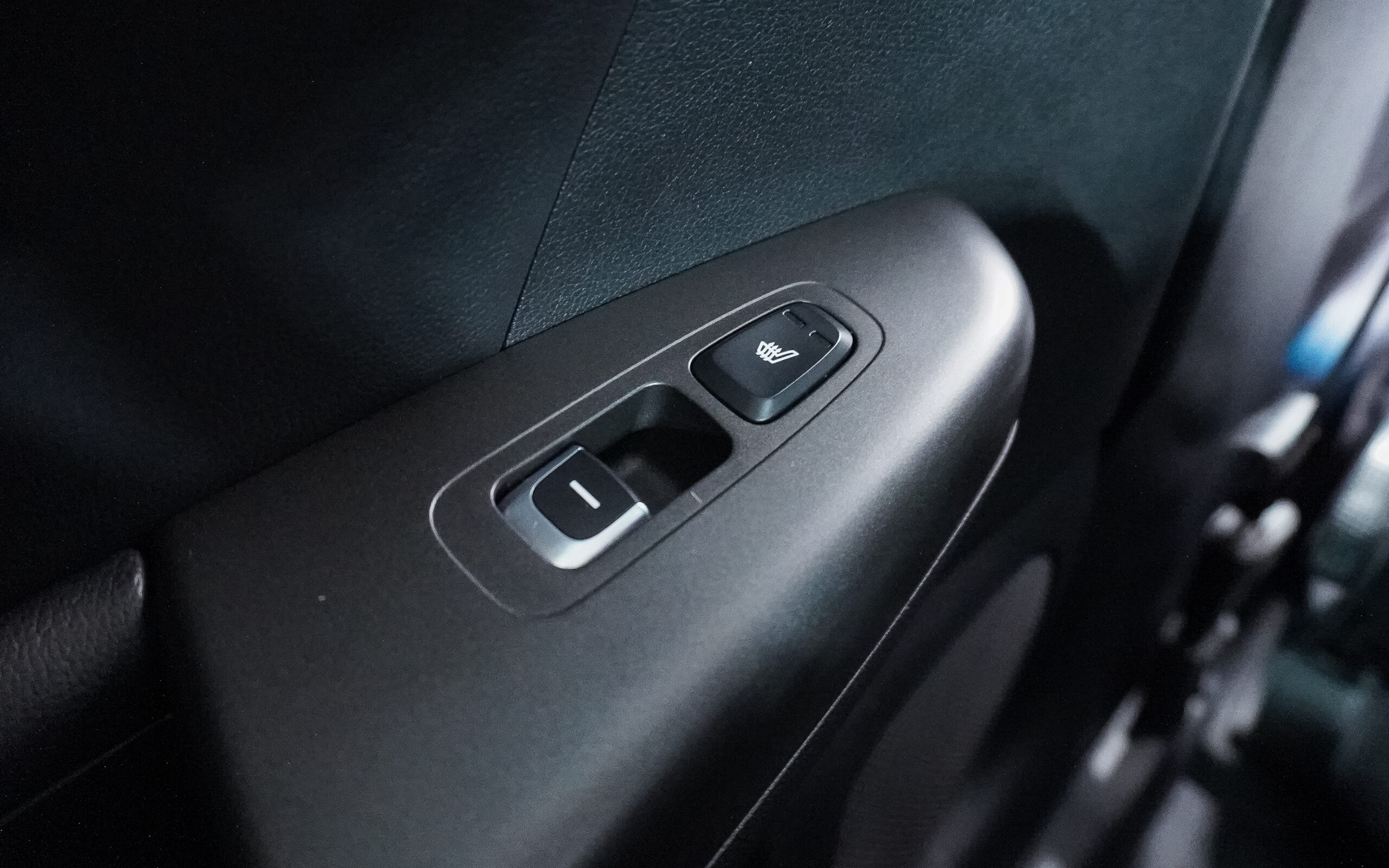 Vehicle gallery image 22