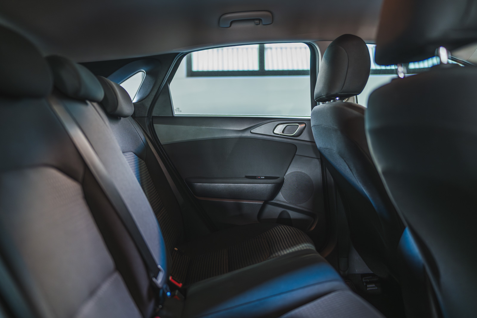 Vehicle gallery image 12