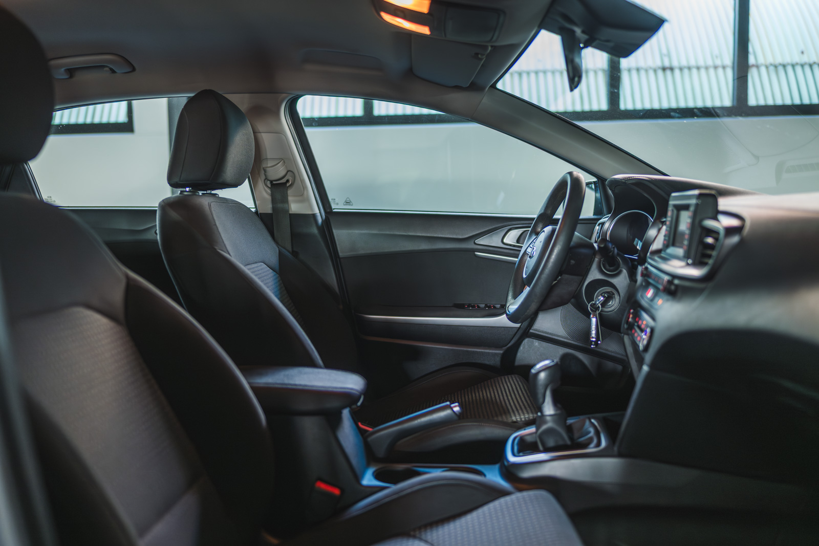 Vehicle gallery image 11