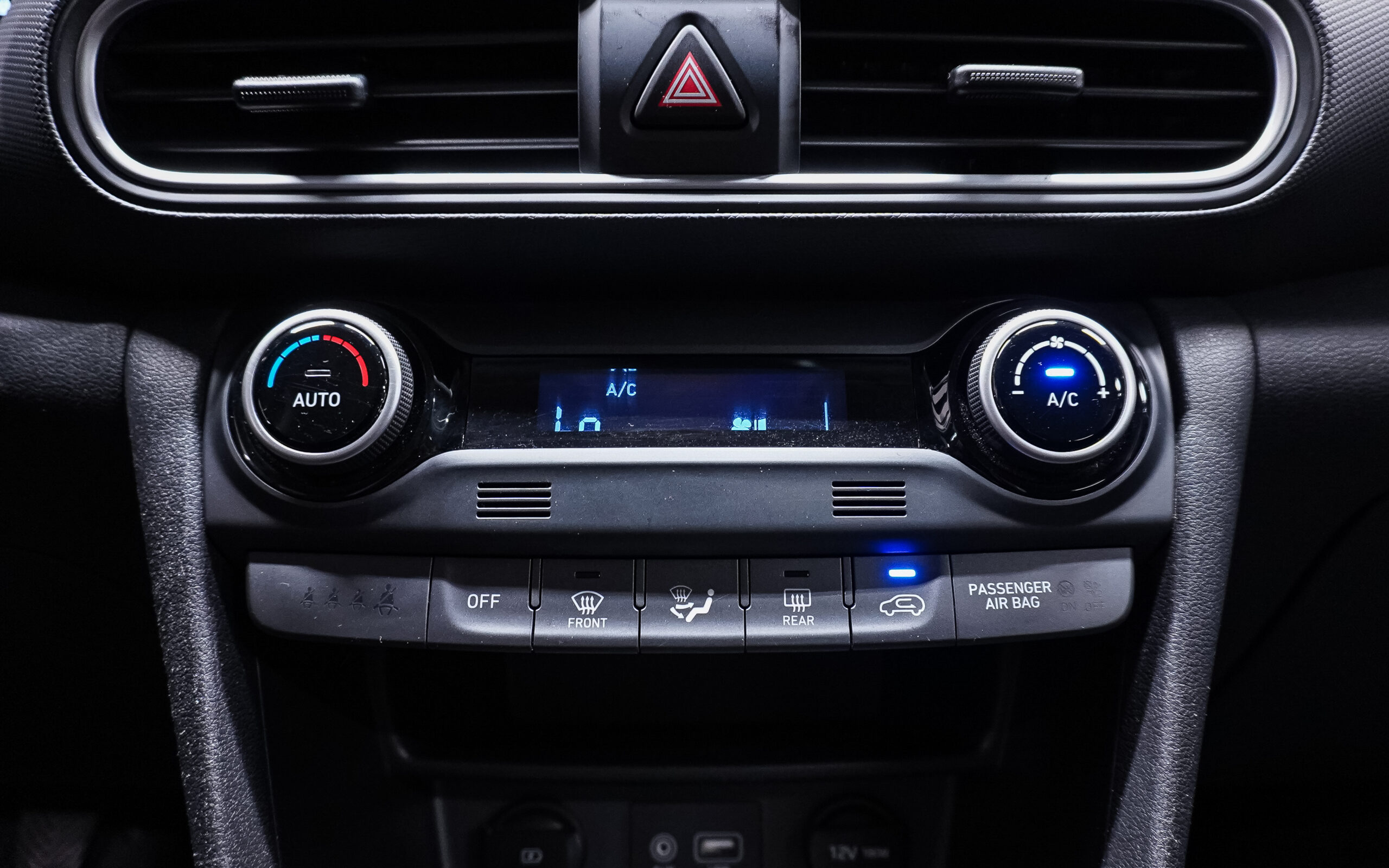 Vehicle gallery image 20