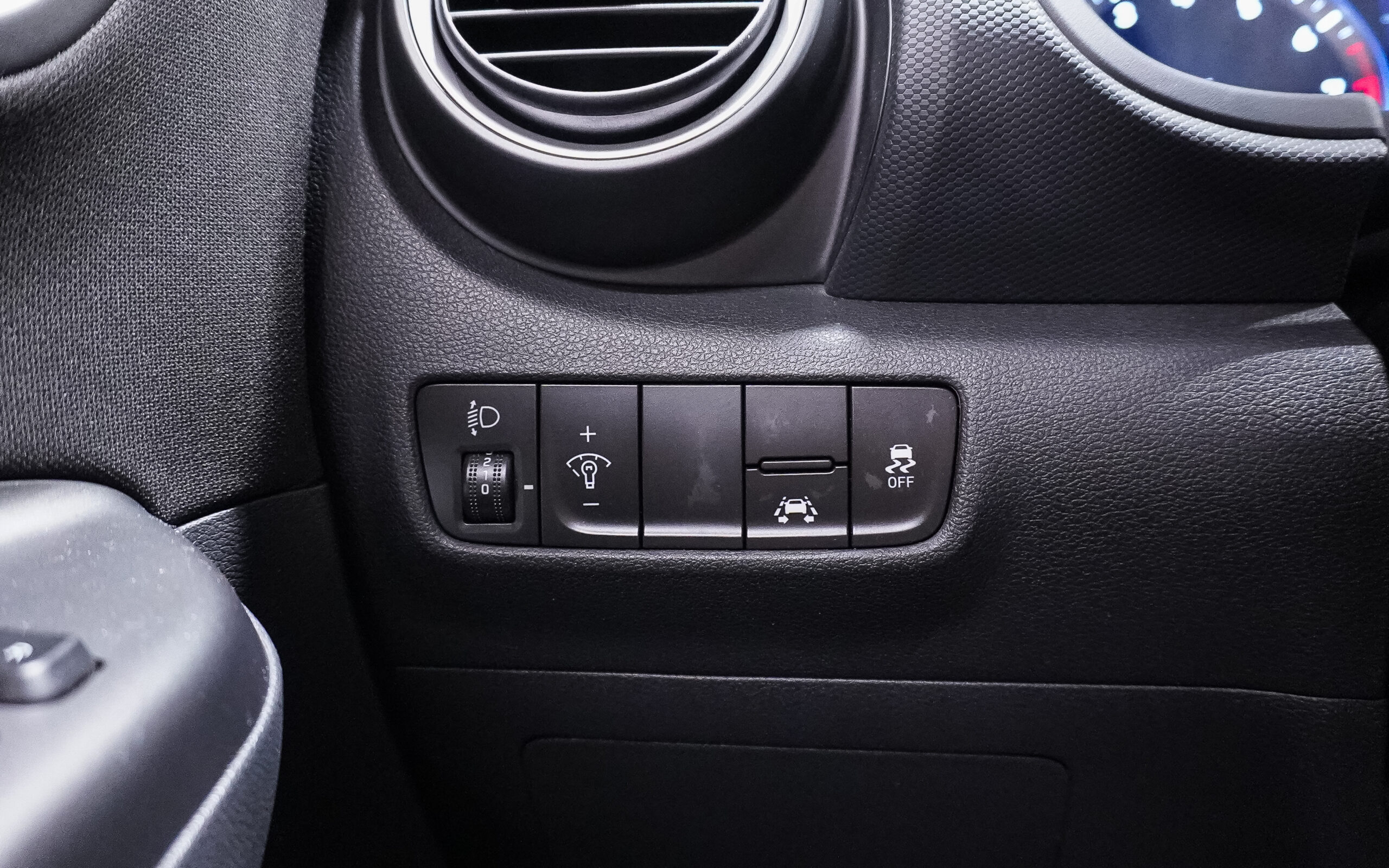 Vehicle gallery image 27