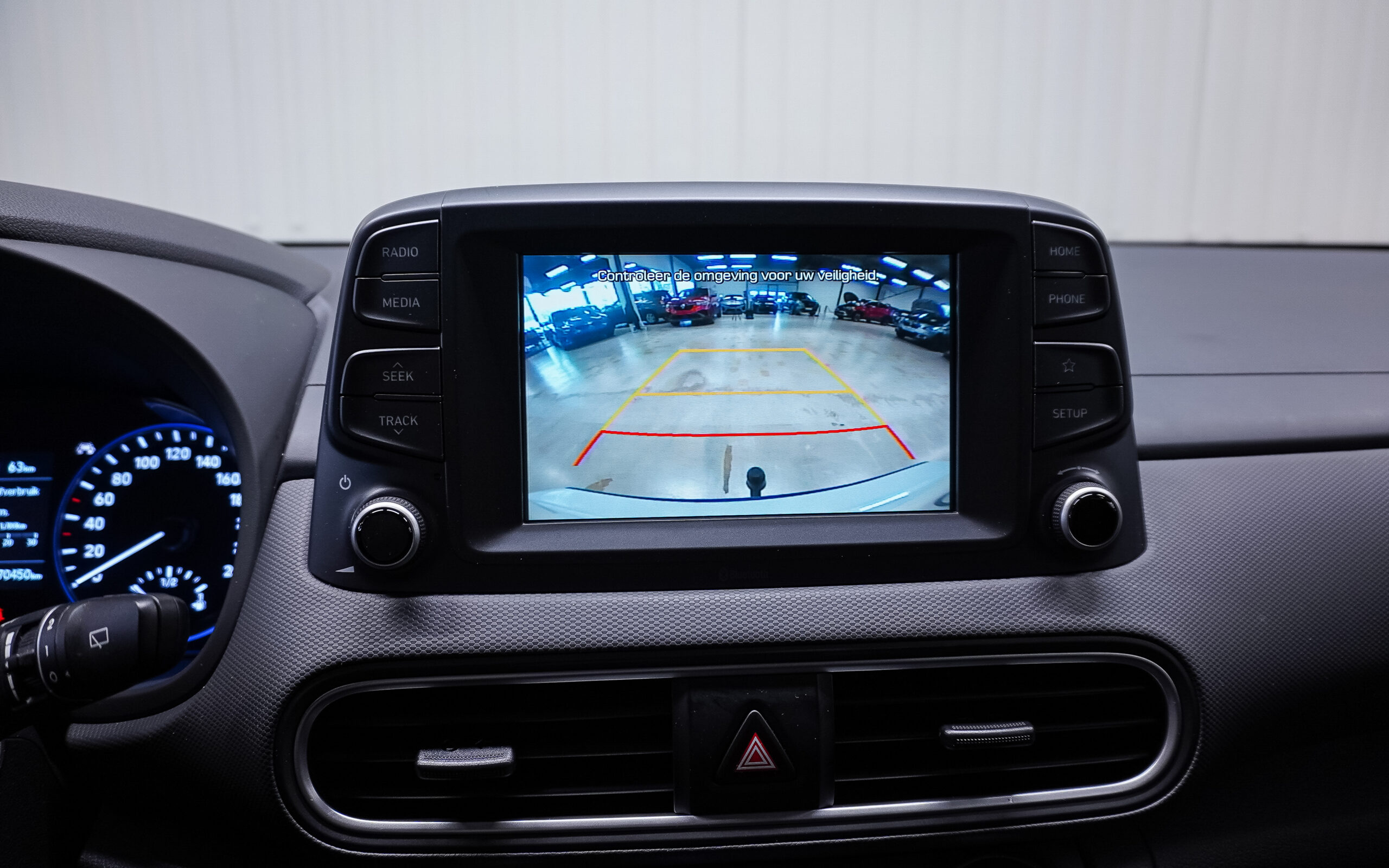 Vehicle gallery image 19