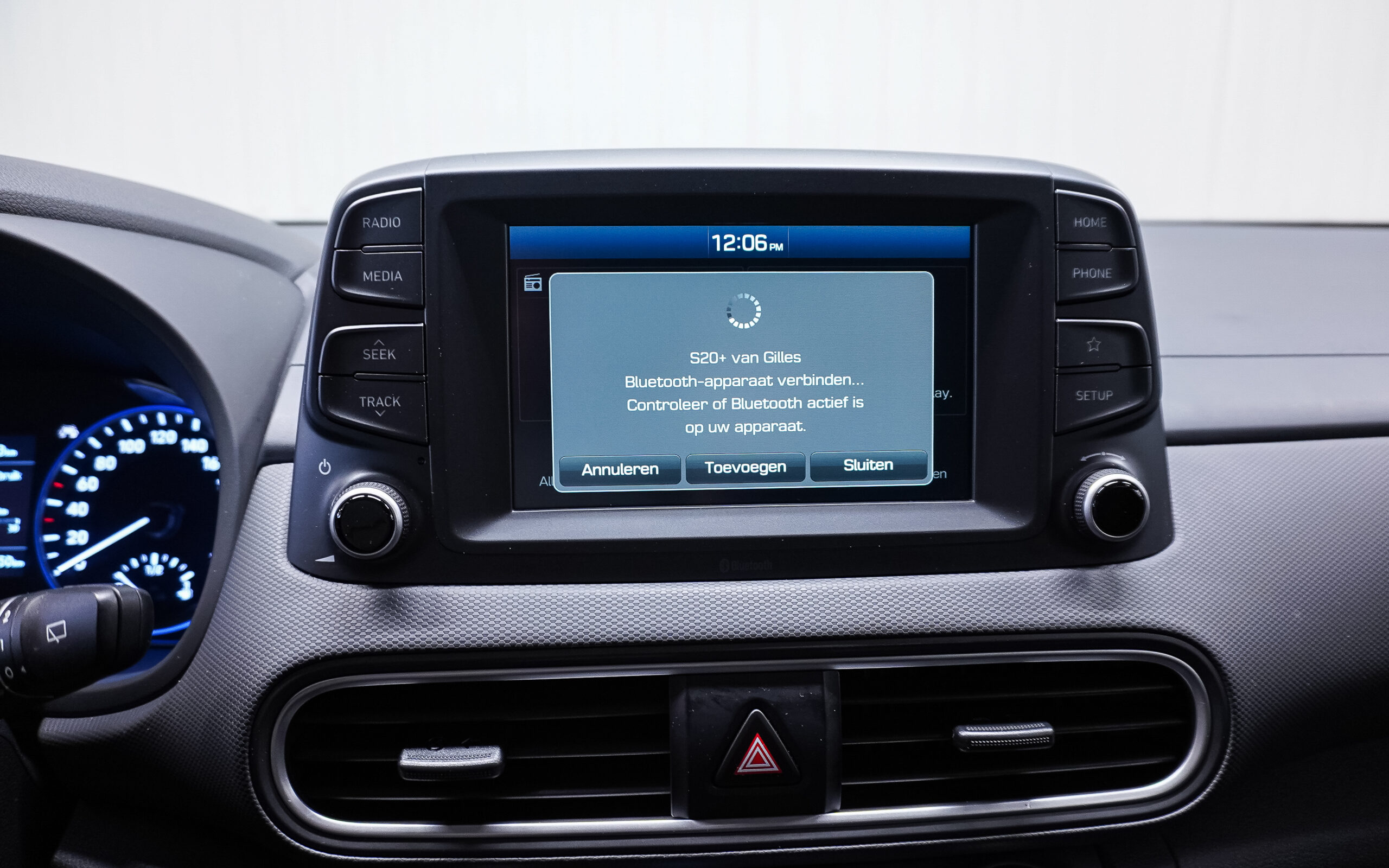Vehicle gallery image 18