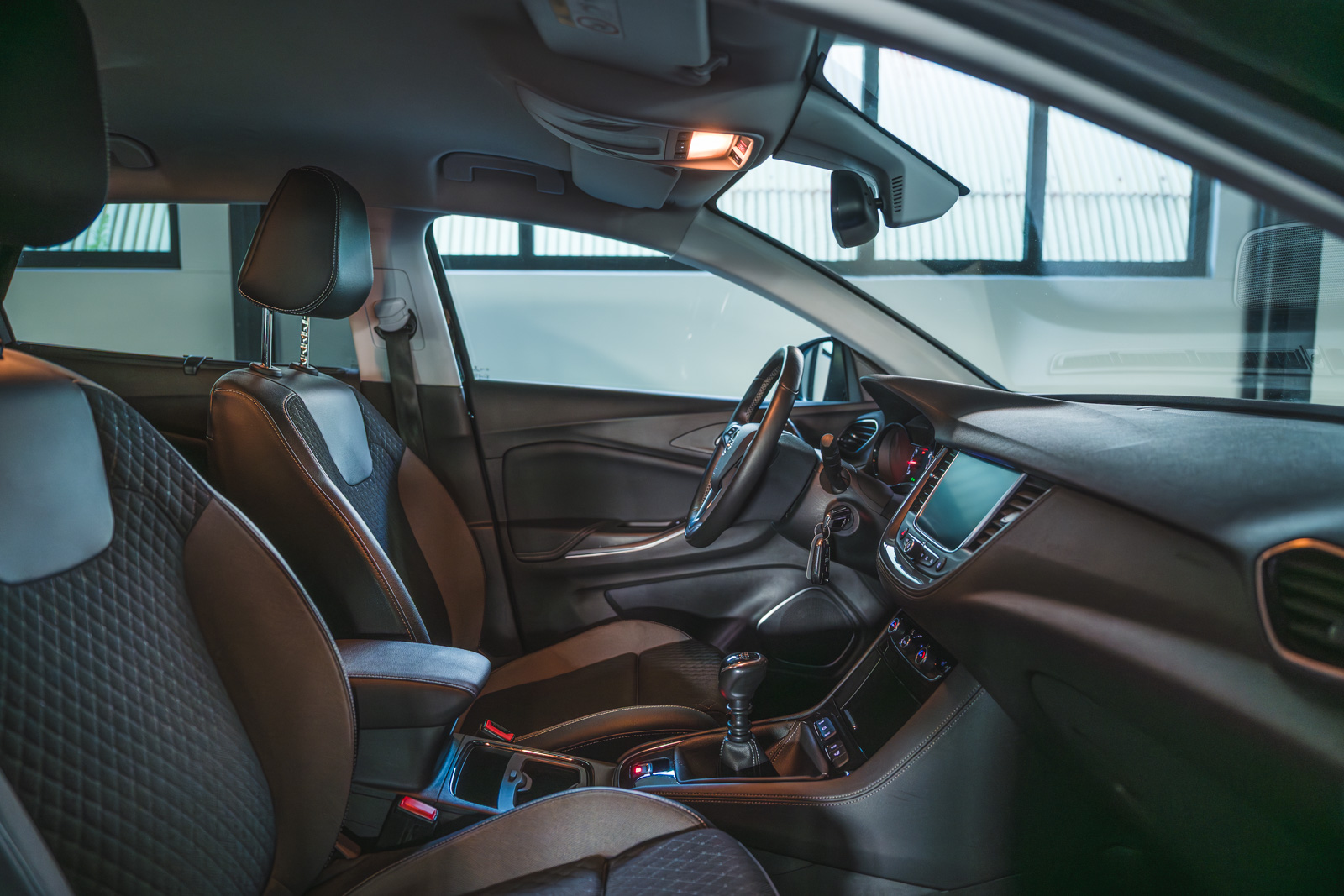 Vehicle gallery image 10