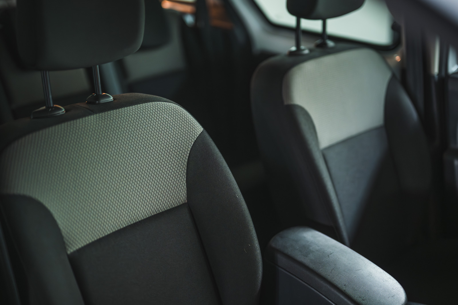 Vehicle gallery image 17