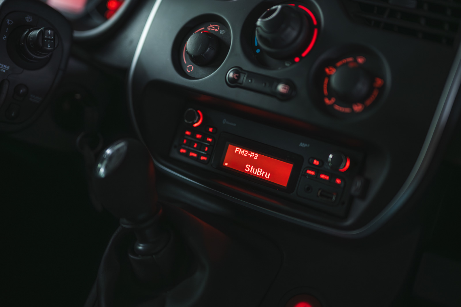 Vehicle gallery image 26