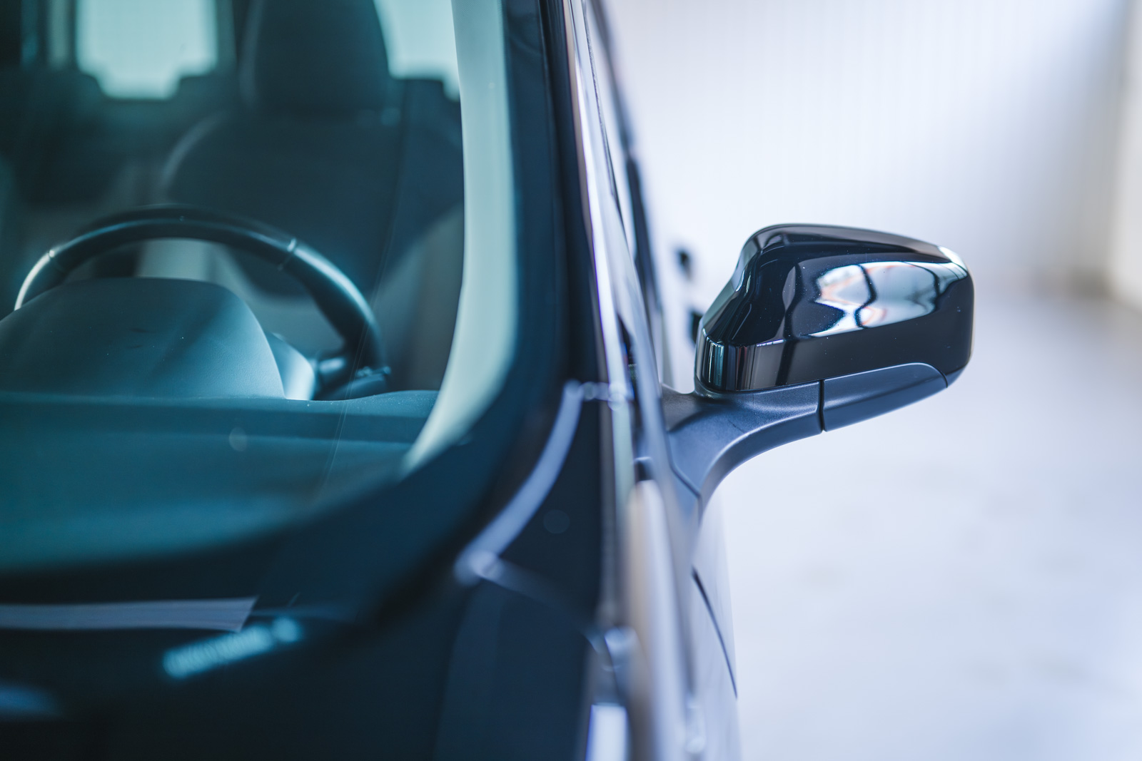 Vehicle gallery image 10