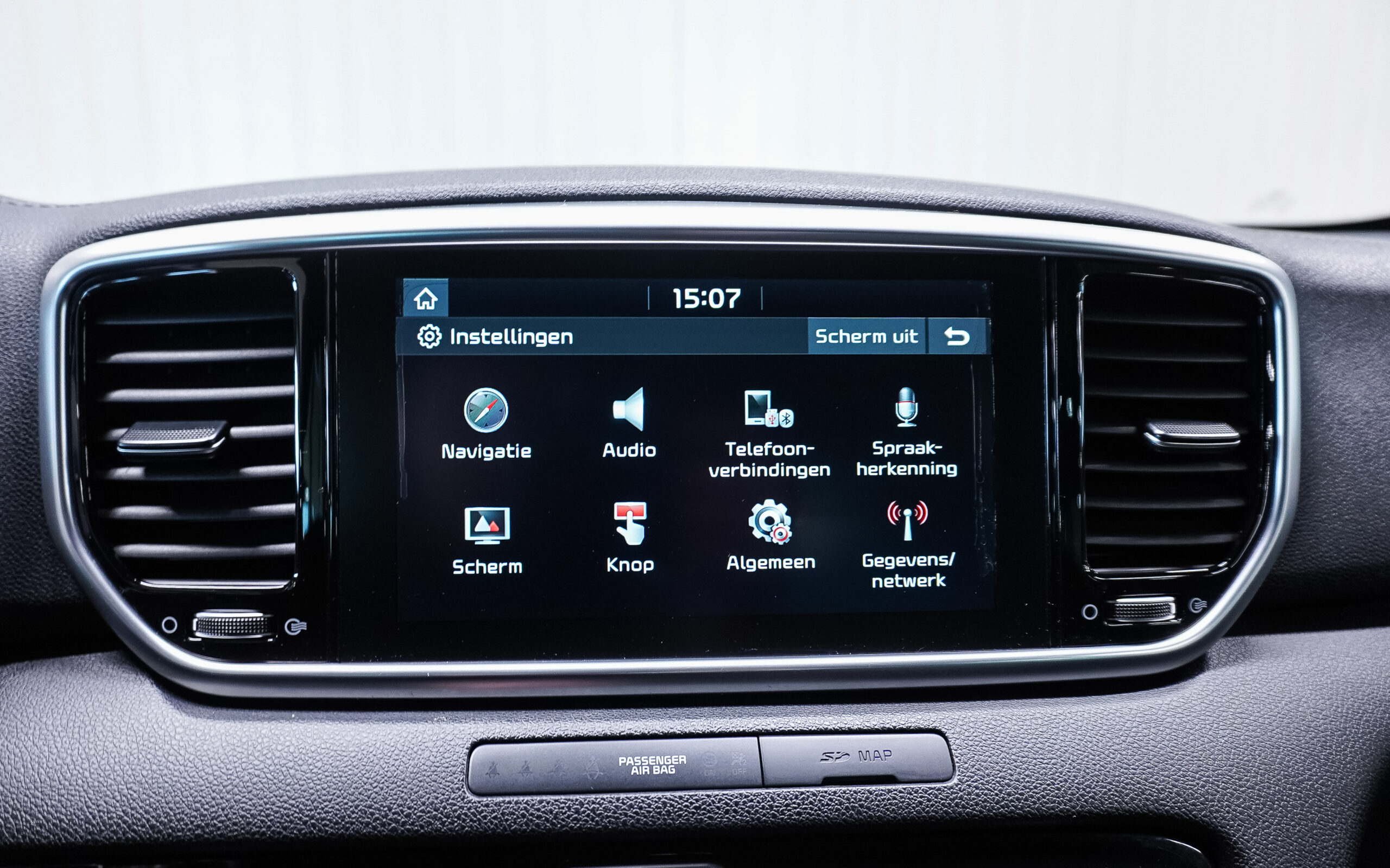 Vehicle gallery image 20
