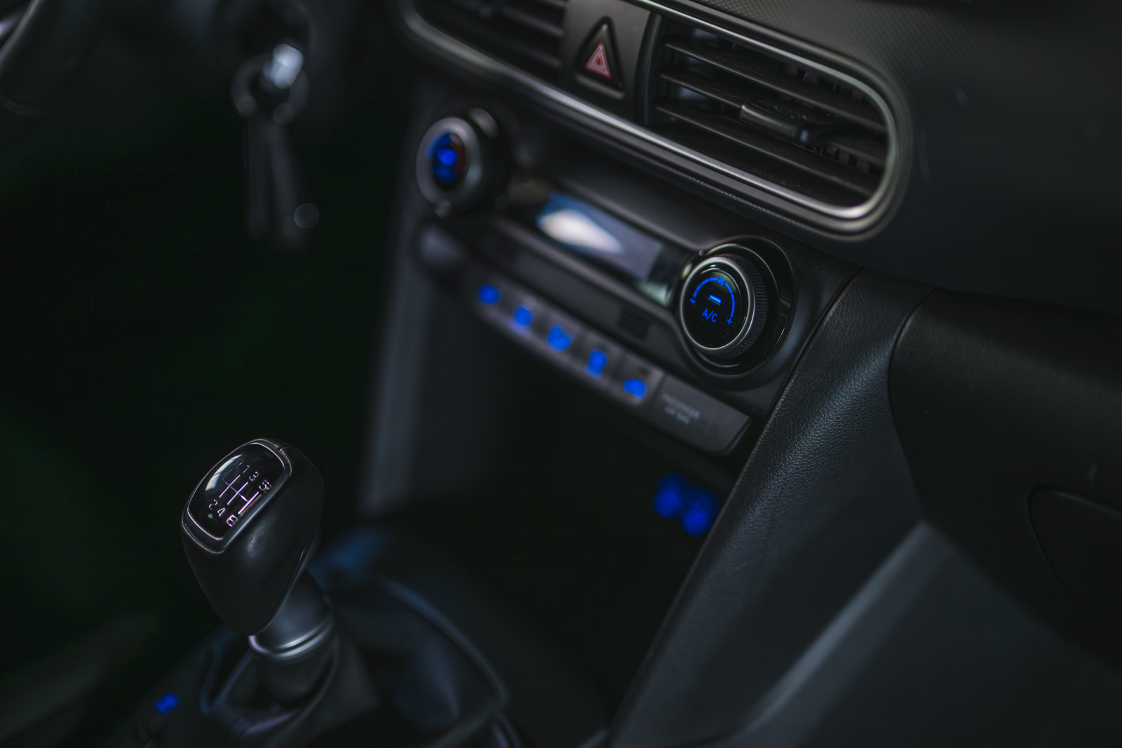 Vehicle gallery image 14