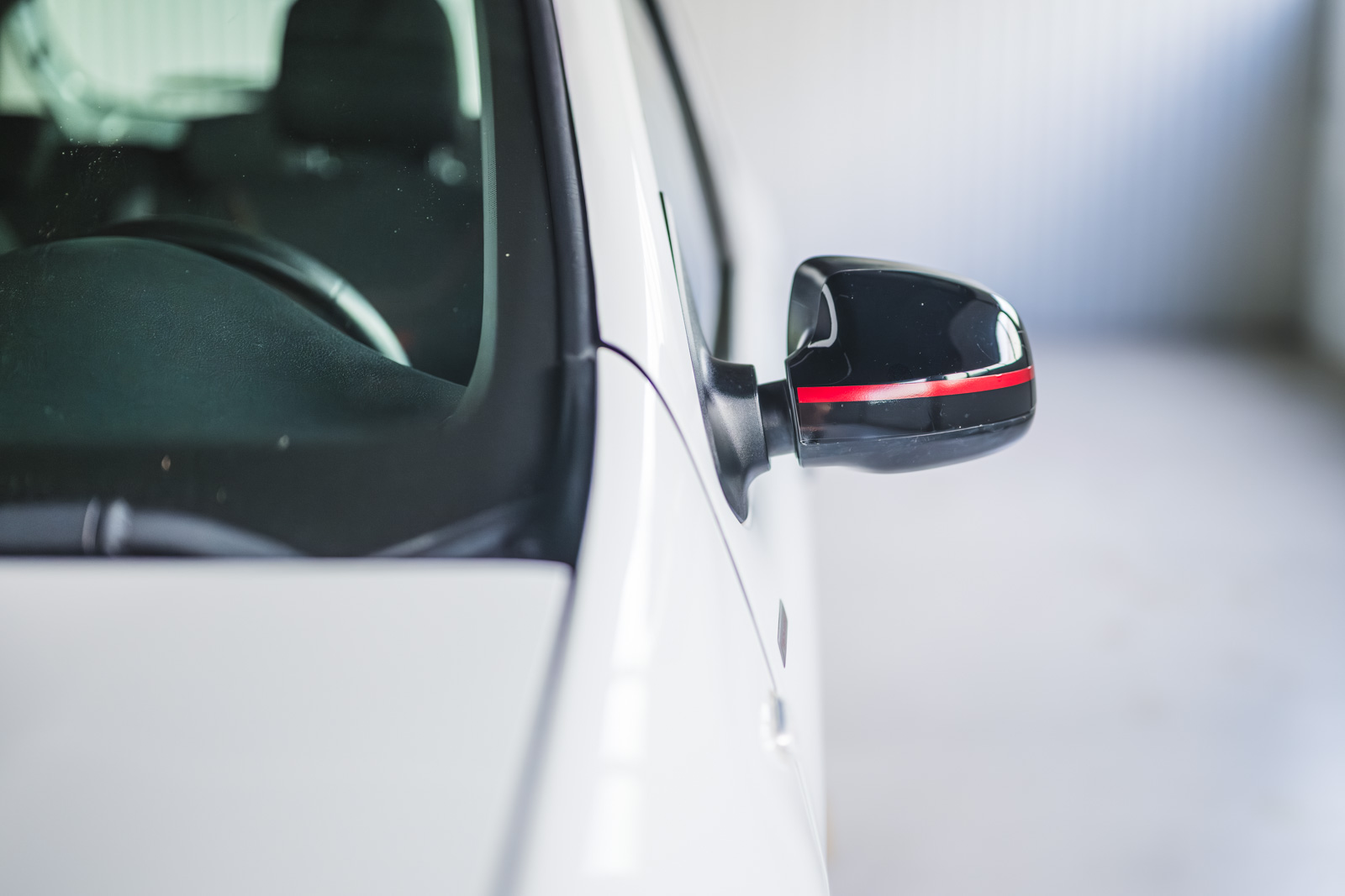 Vehicle gallery image 9