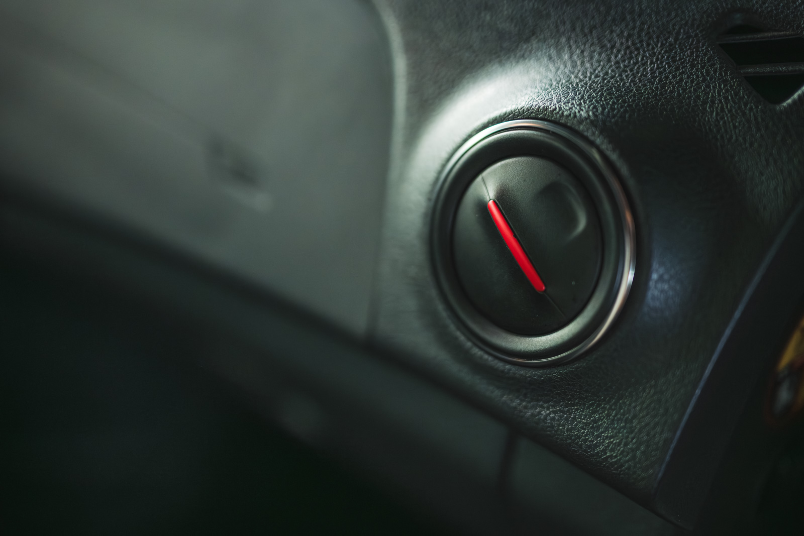 Vehicle gallery image 23