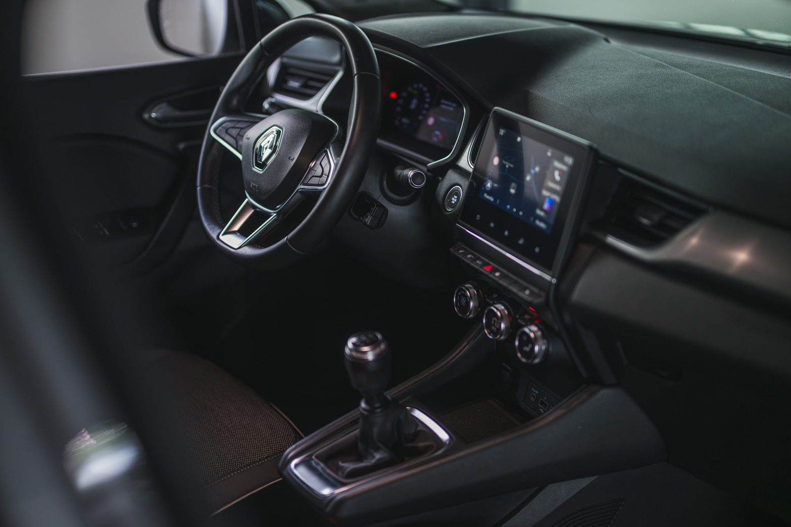 Vehicle gallery image 17