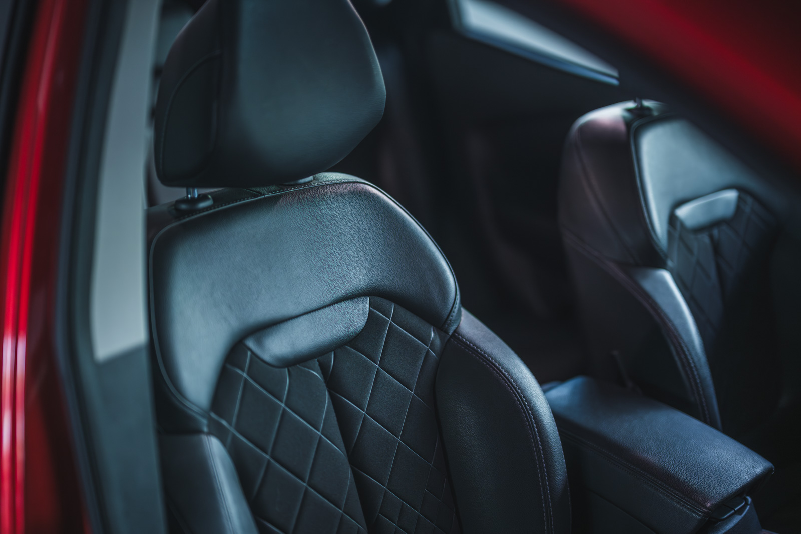 Vehicle gallery image 15