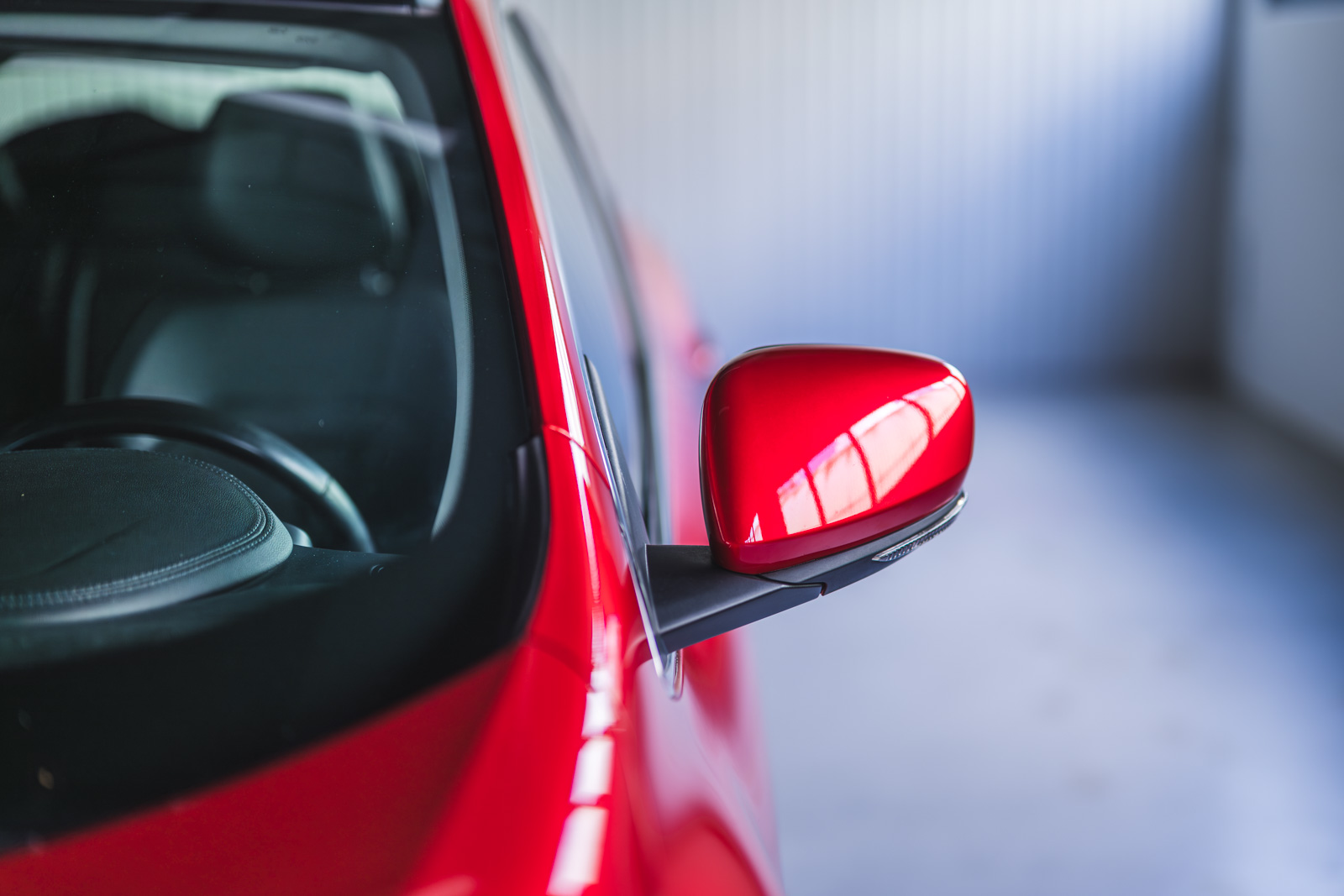 Vehicle gallery image 9