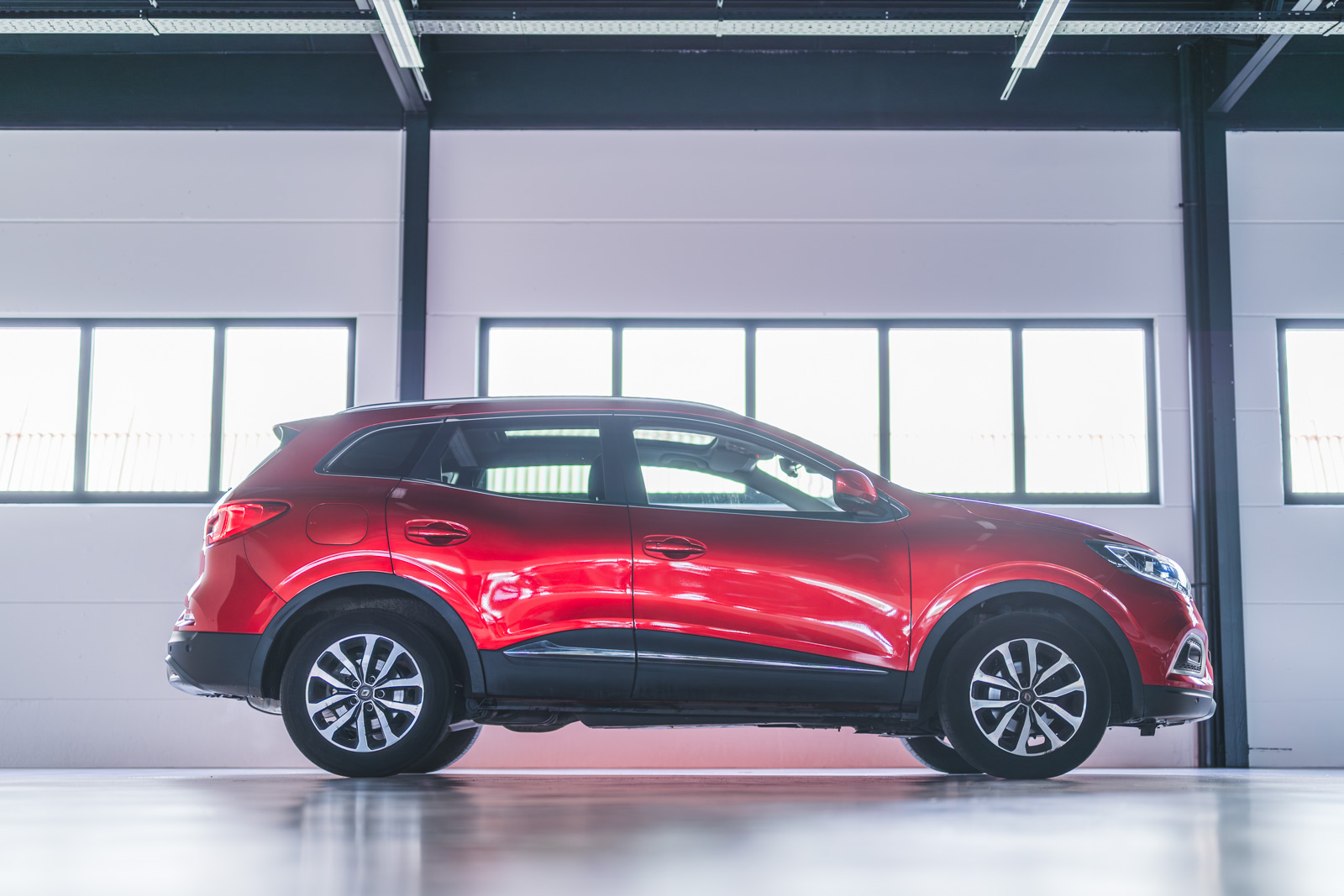 Vehicle gallery image 3