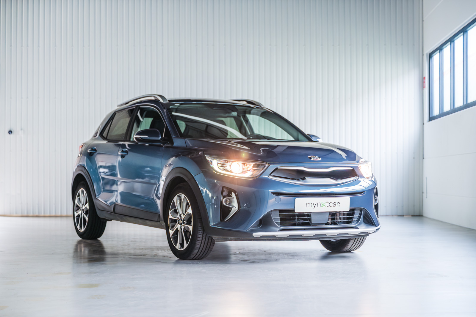 Vehicle gallery image 1