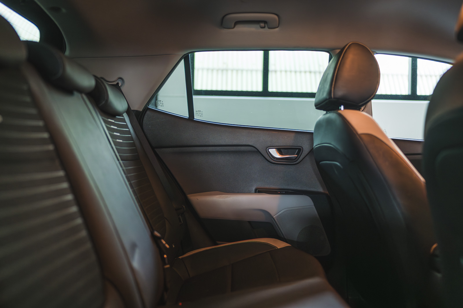 Vehicle gallery image 14