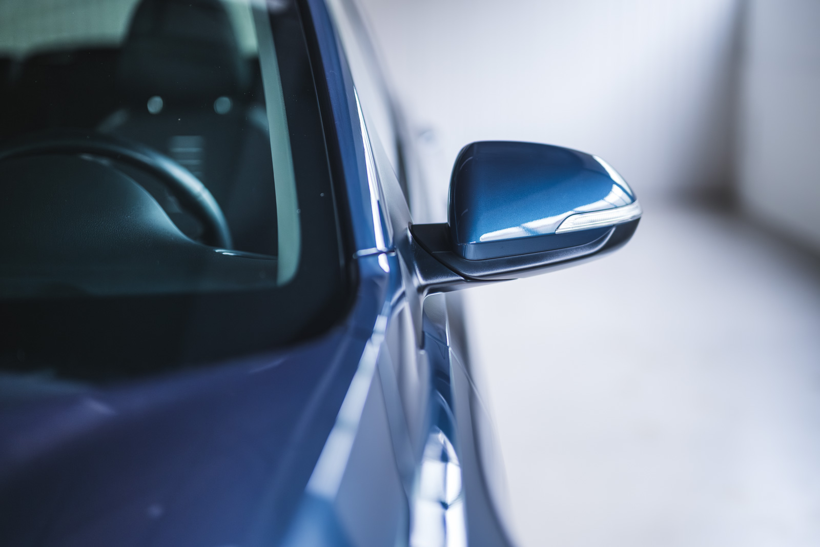 Vehicle gallery image 9
