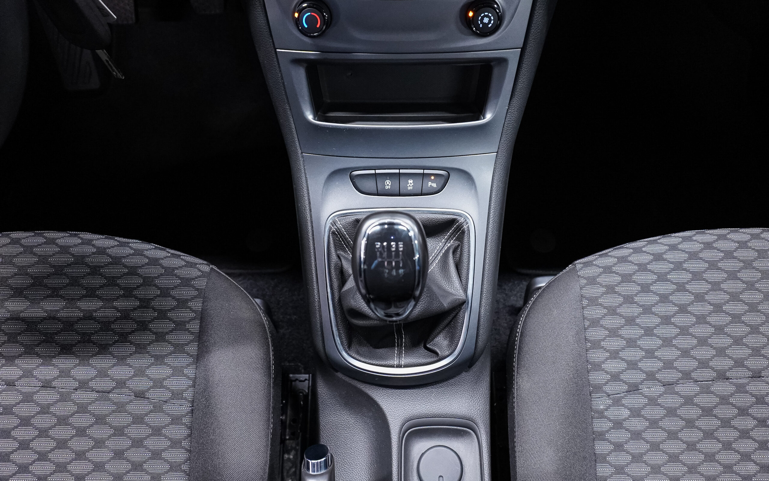 Vehicle gallery image 21