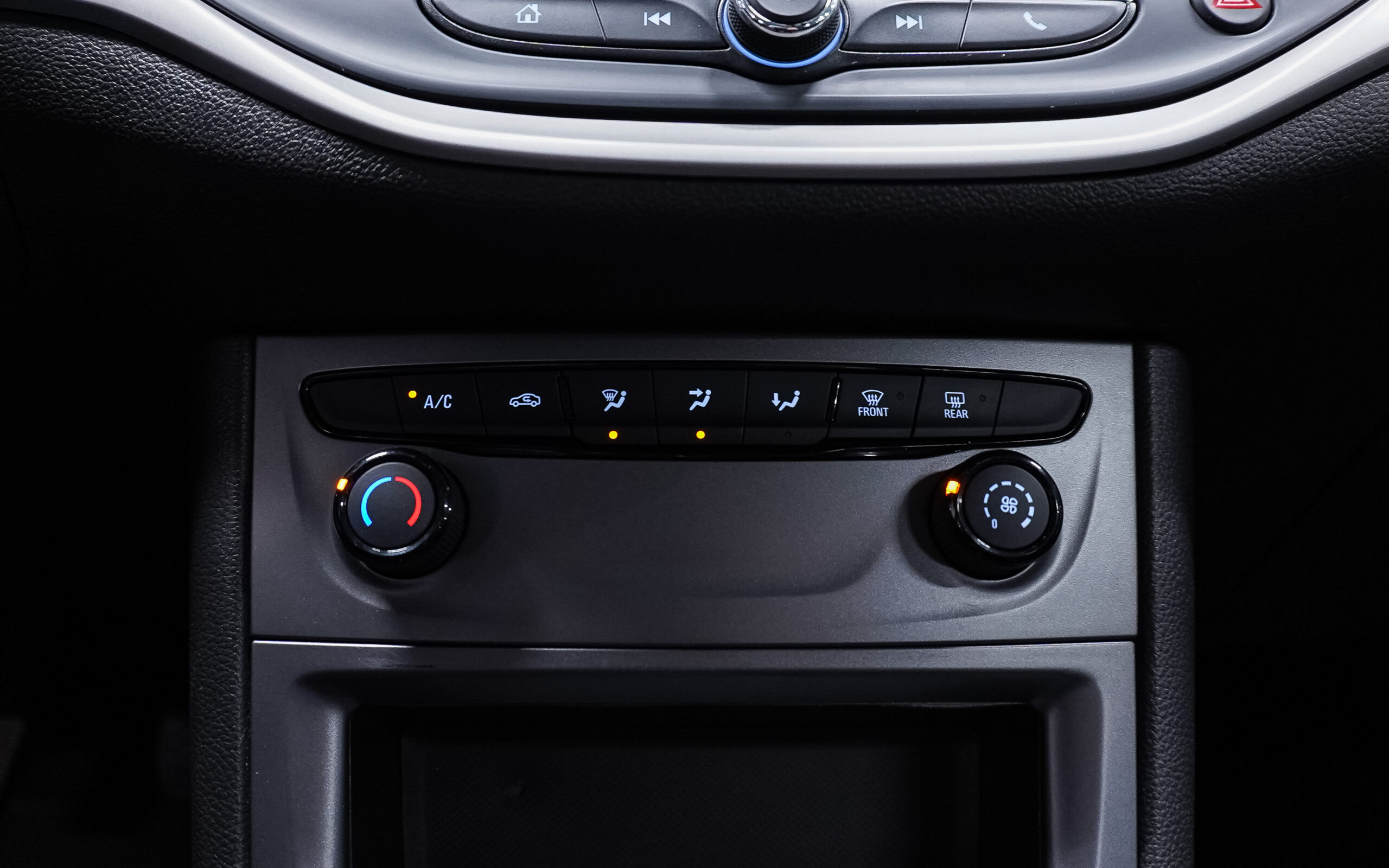 Vehicle gallery image 20
