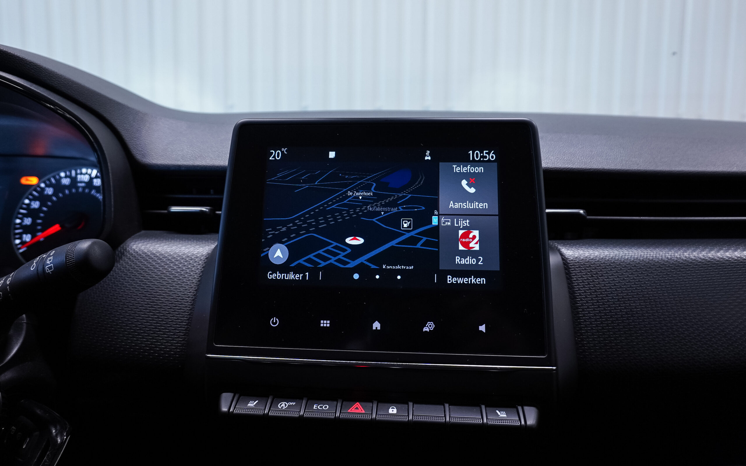 Vehicle gallery image 14