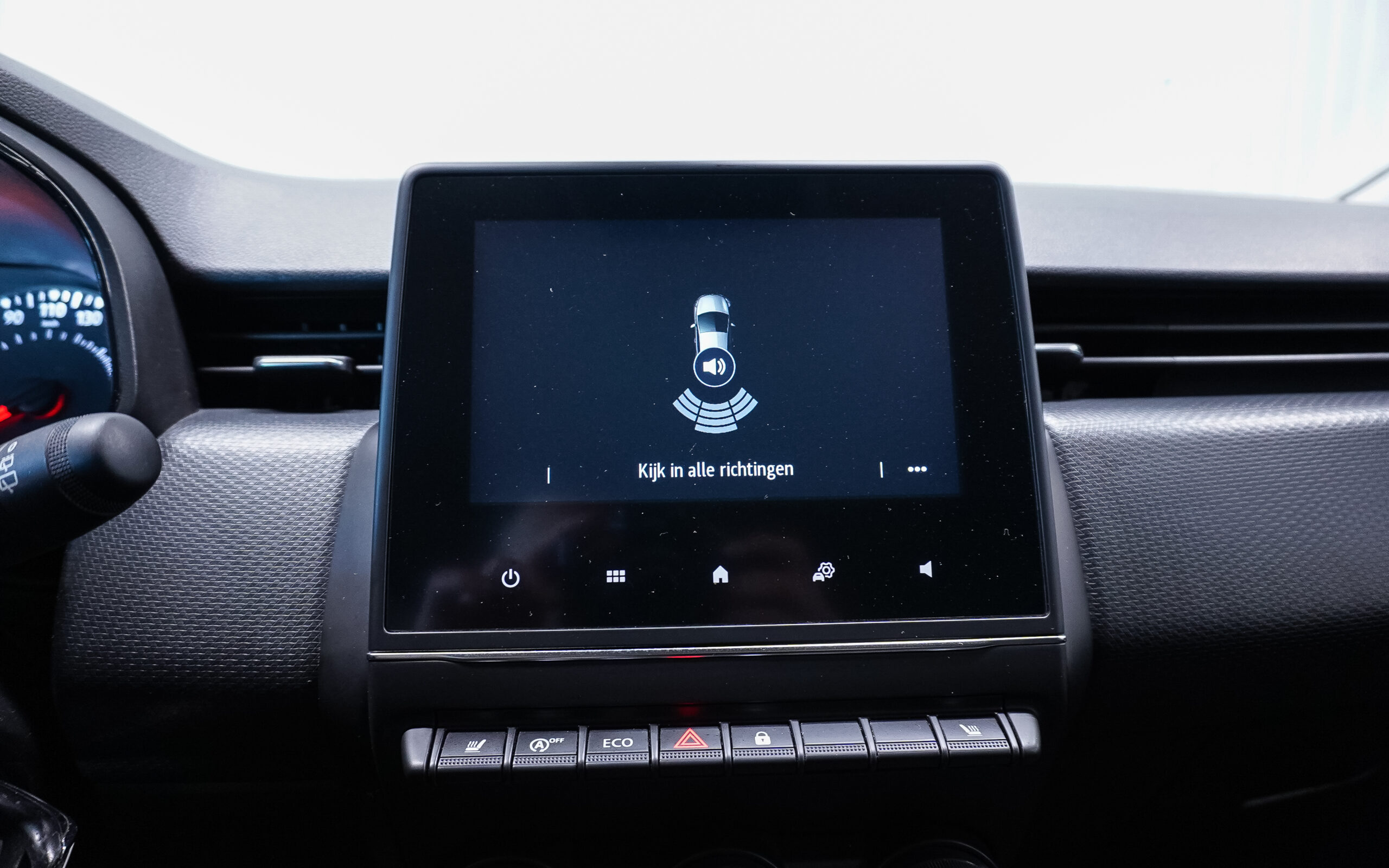 Vehicle gallery image 20