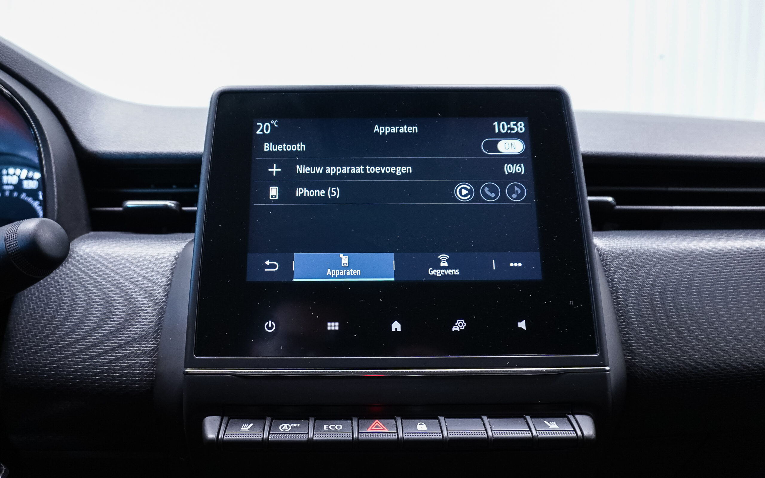 Vehicle gallery image 17