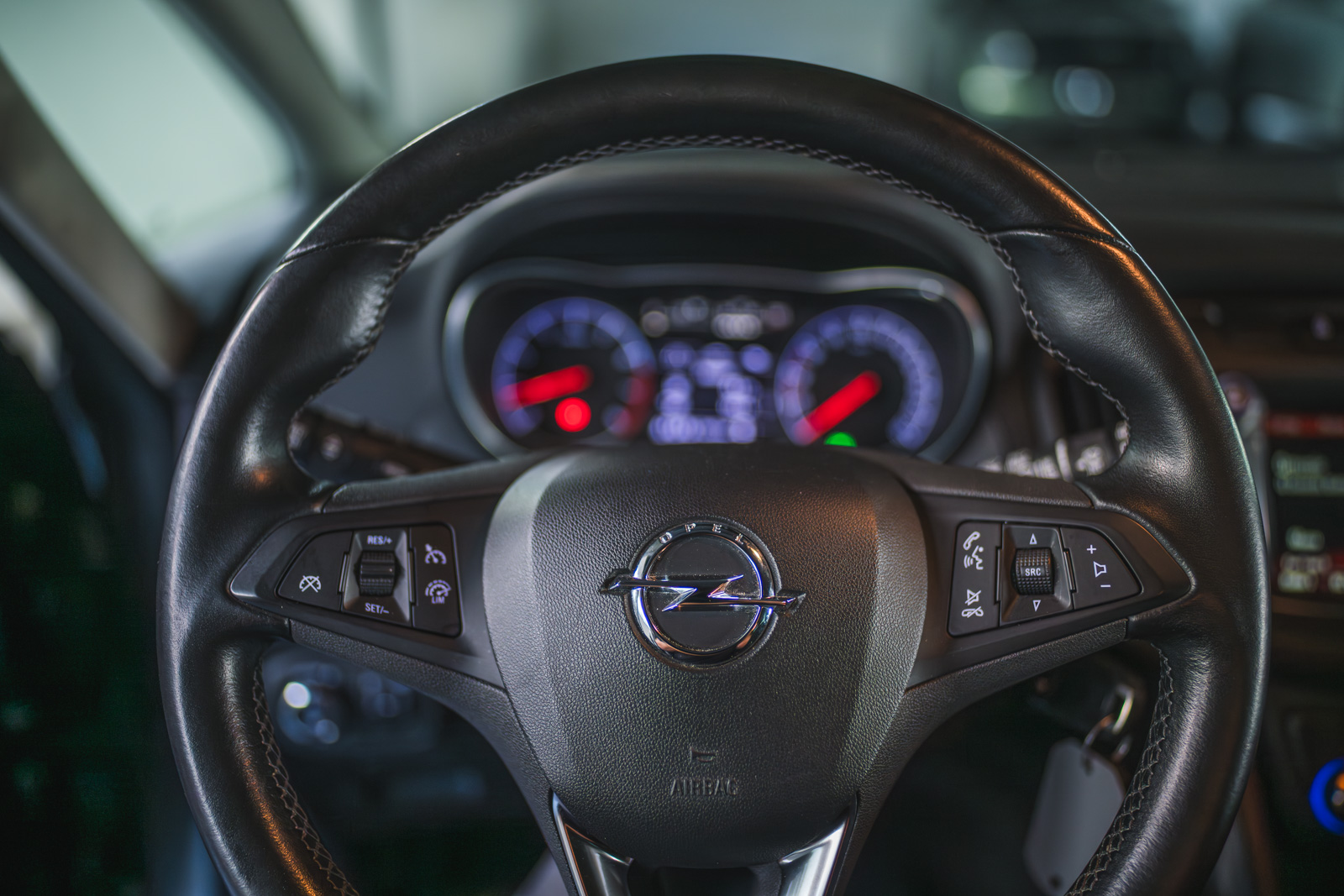 Vehicle gallery image 14