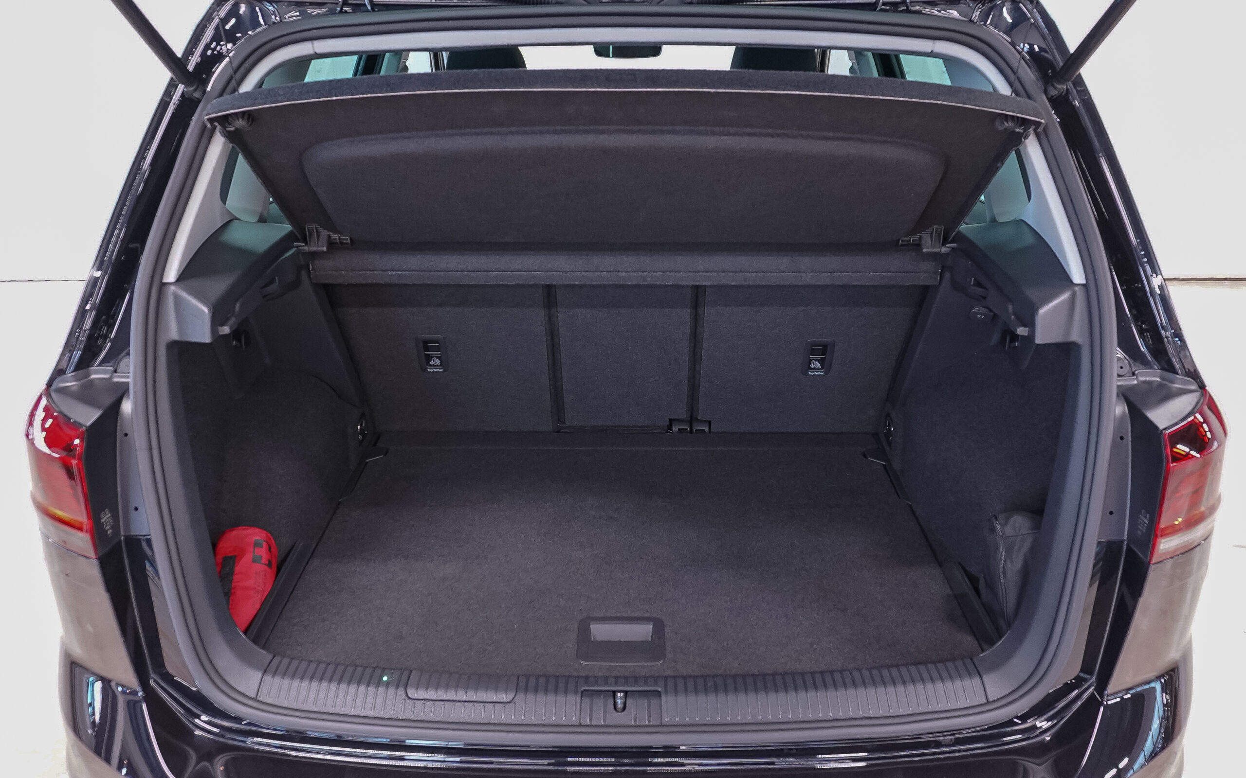 Vehicle gallery image 6