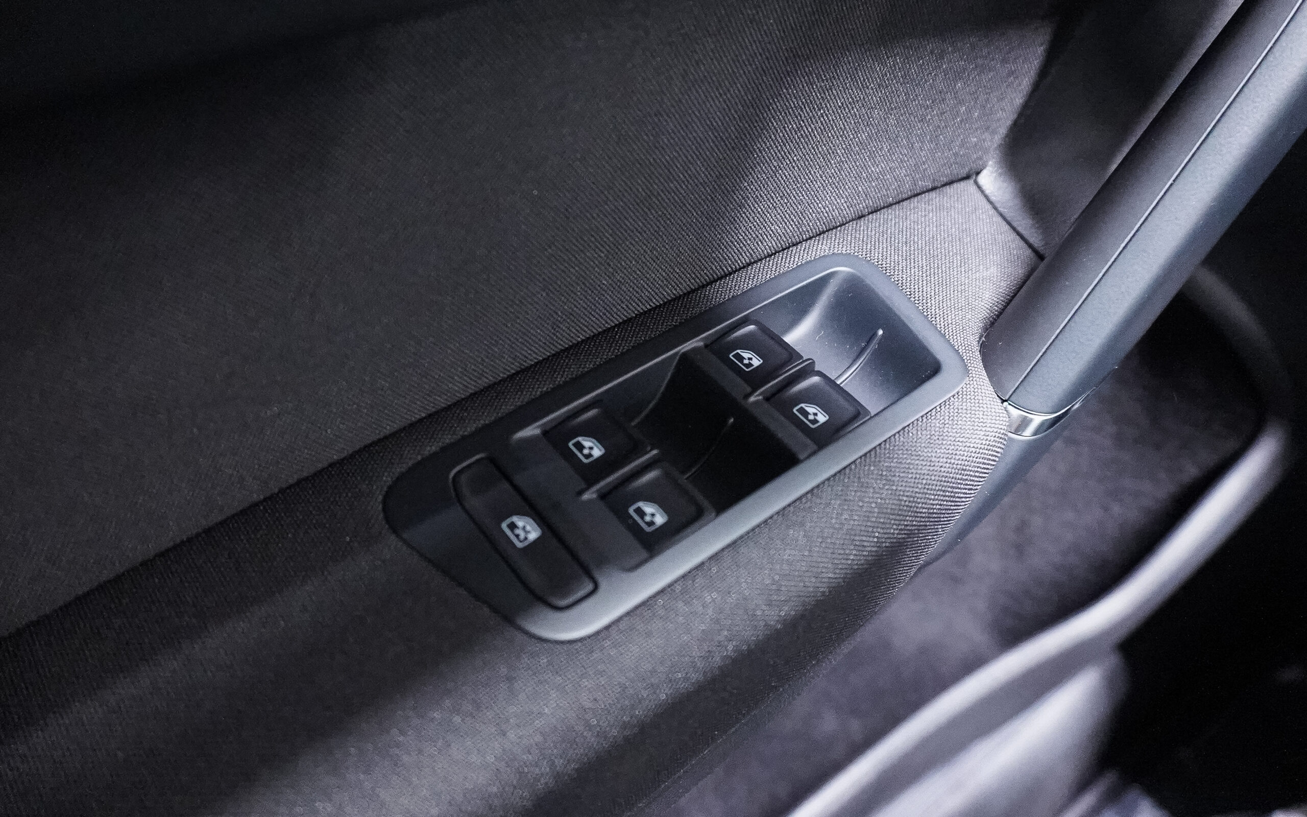 Vehicle gallery image 30