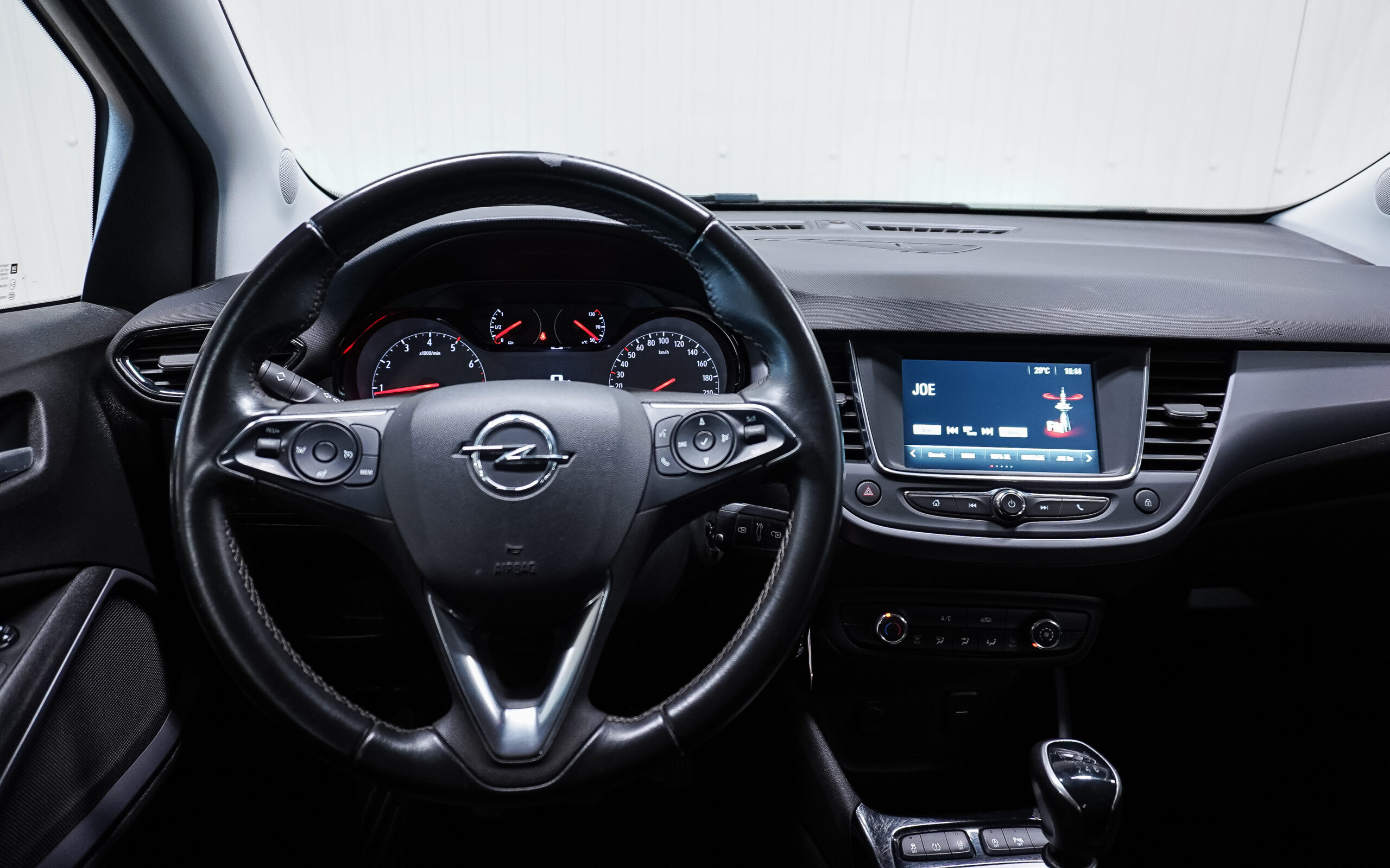 Vehicle gallery image 11