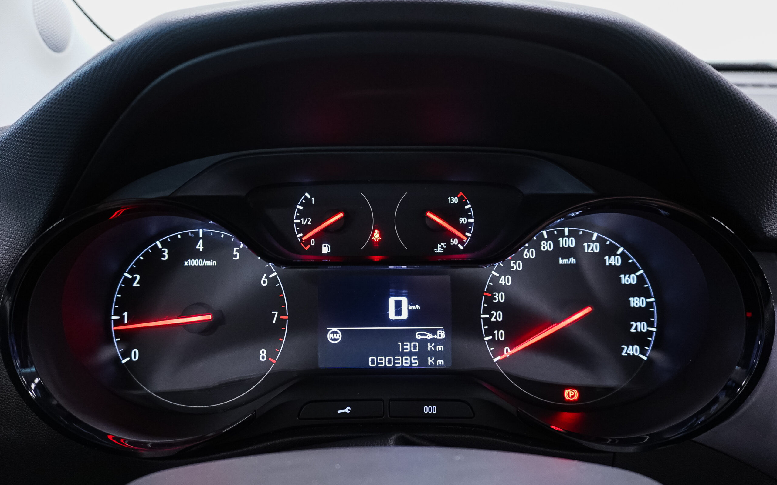 Vehicle gallery image 12