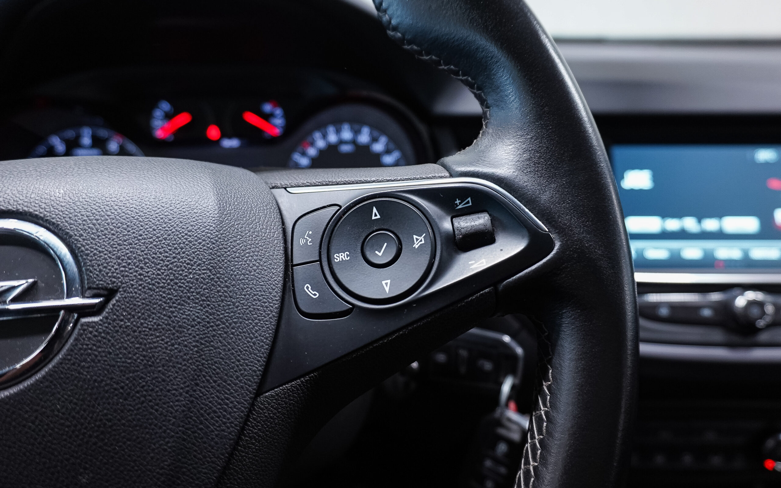Vehicle gallery image 21