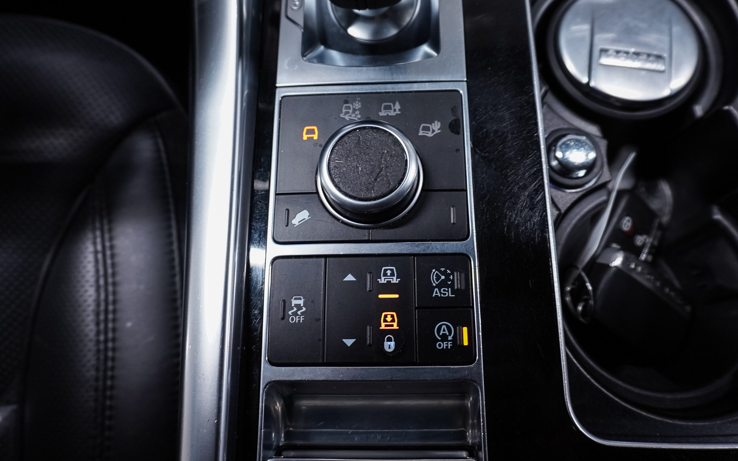 Vehicle gallery image 23