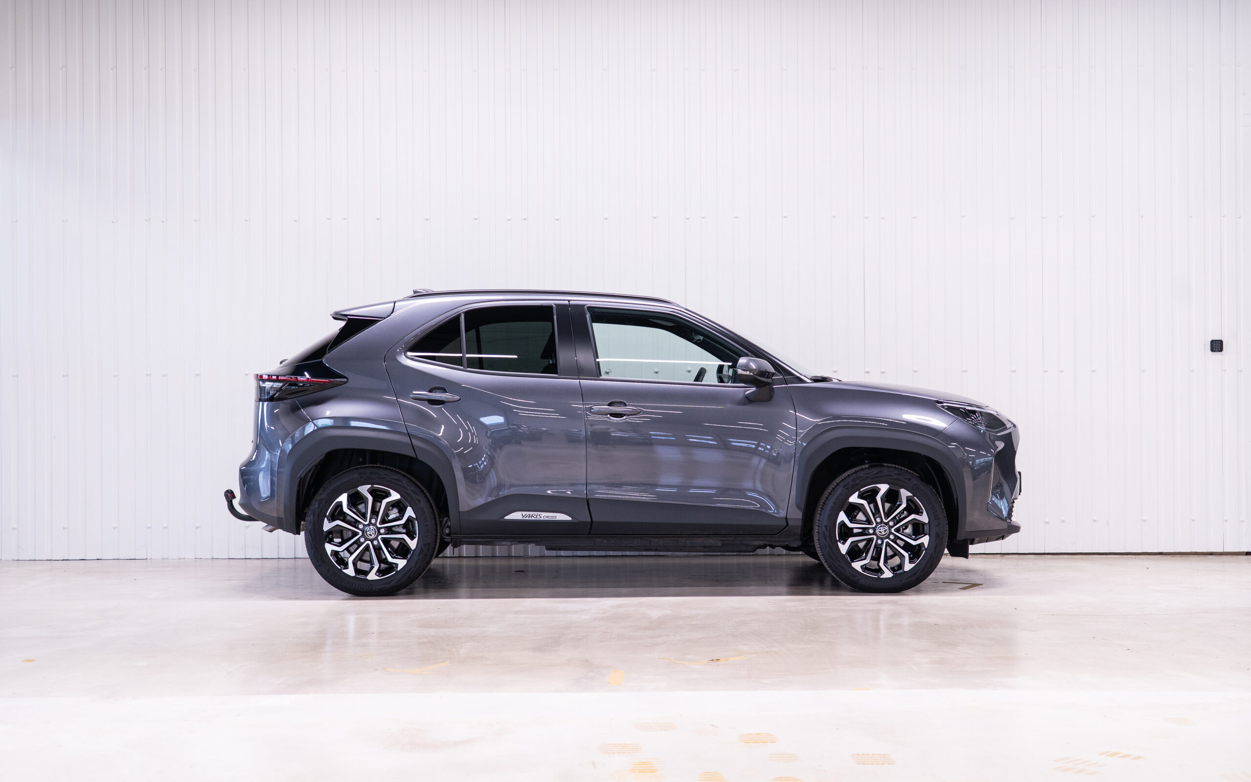 Vehicle gallery image 3
