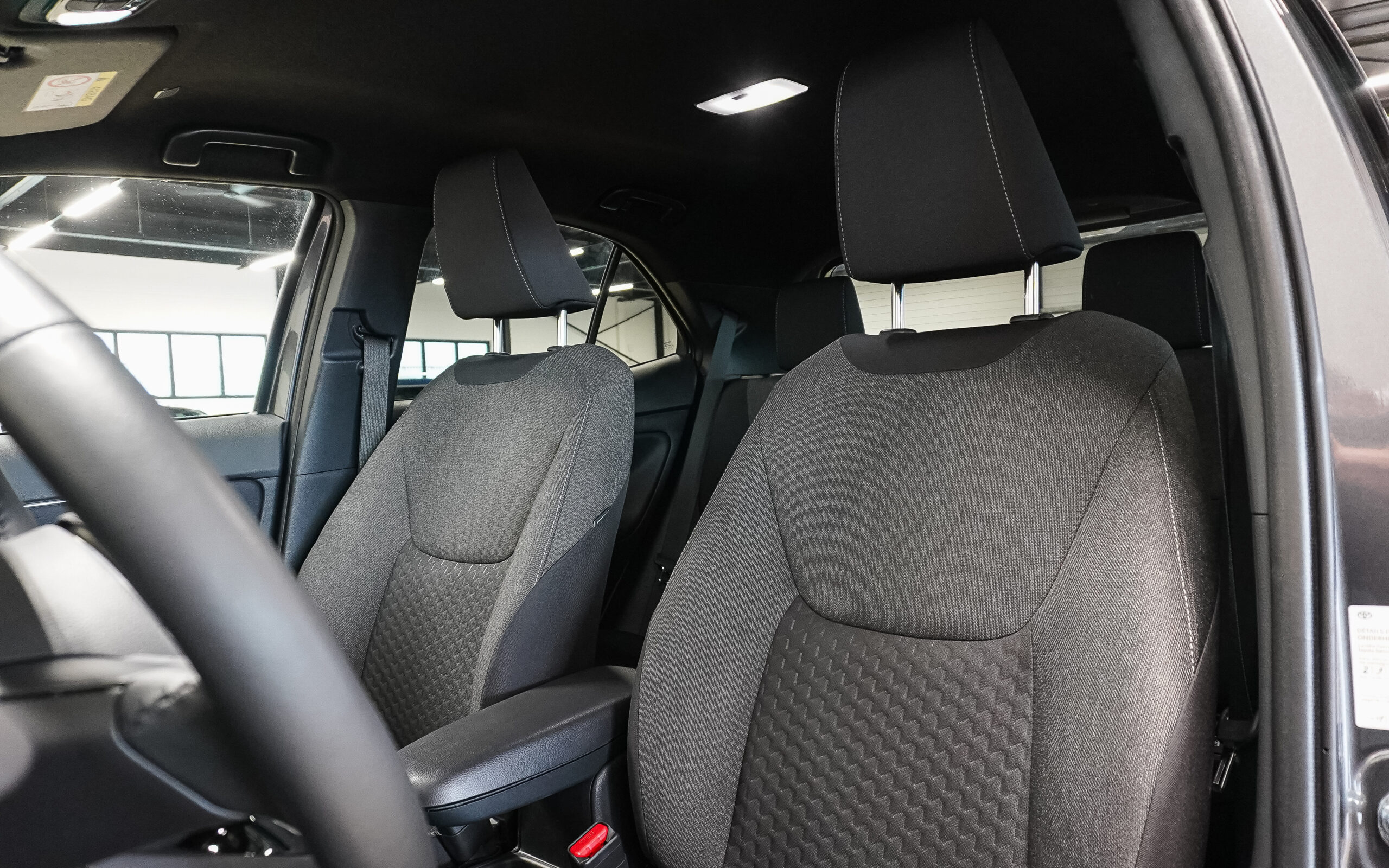 Vehicle gallery image 8