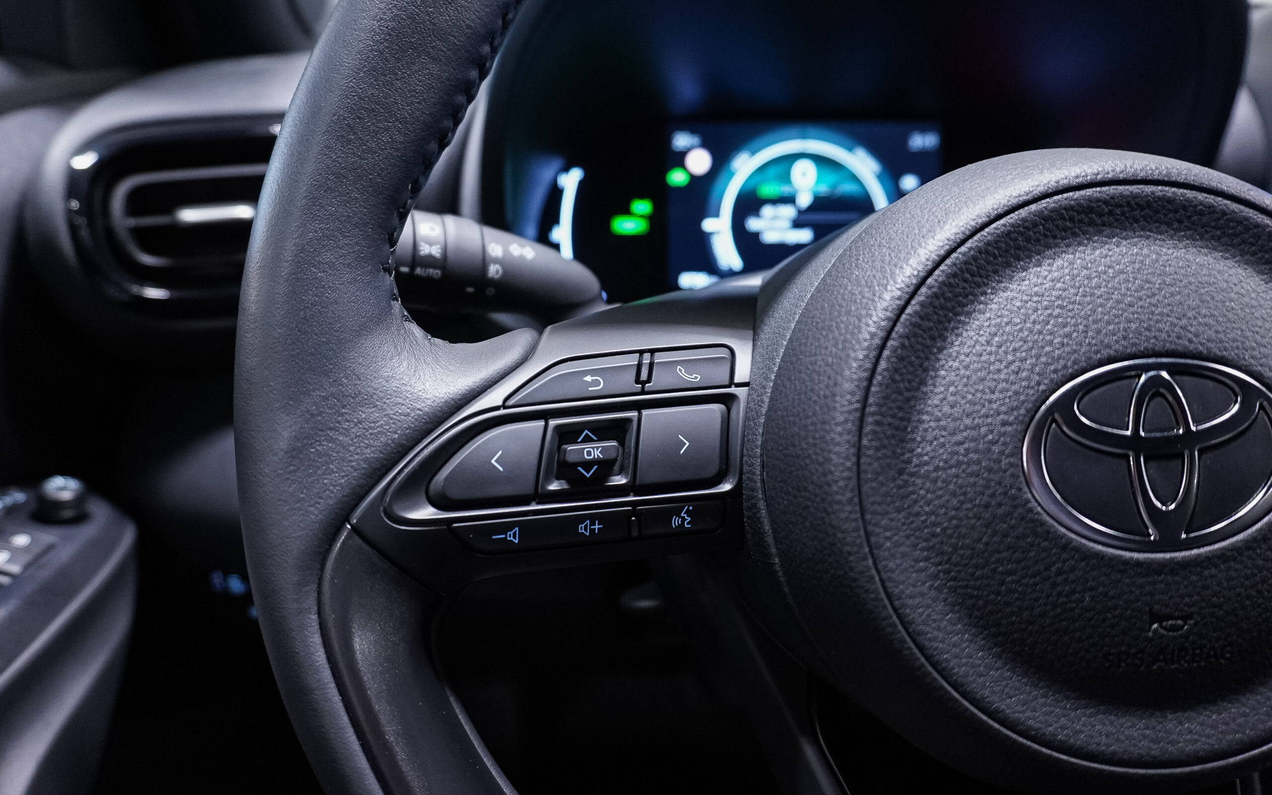 Vehicle gallery image 14