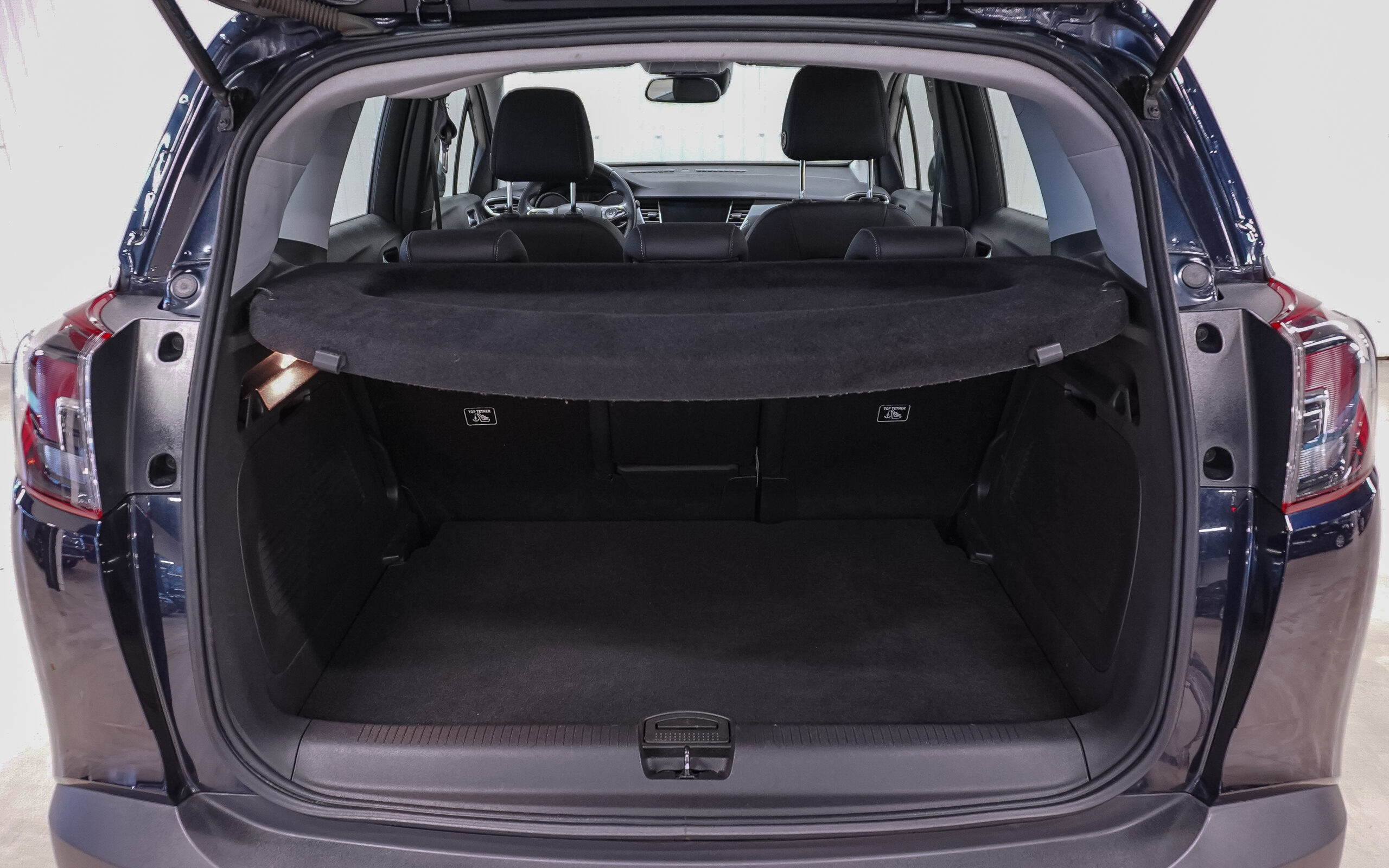 Vehicle gallery image 10