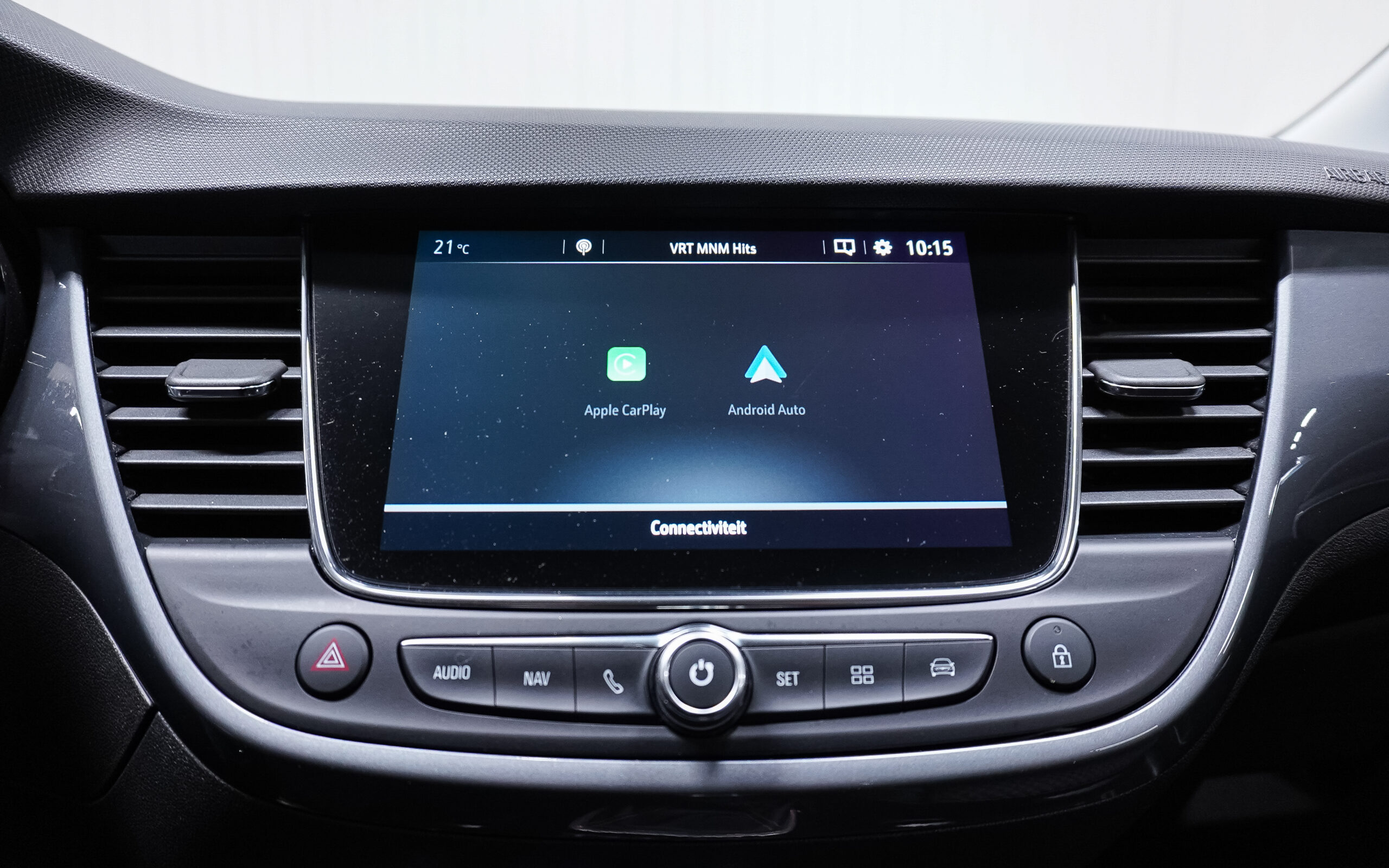 Vehicle gallery image 15